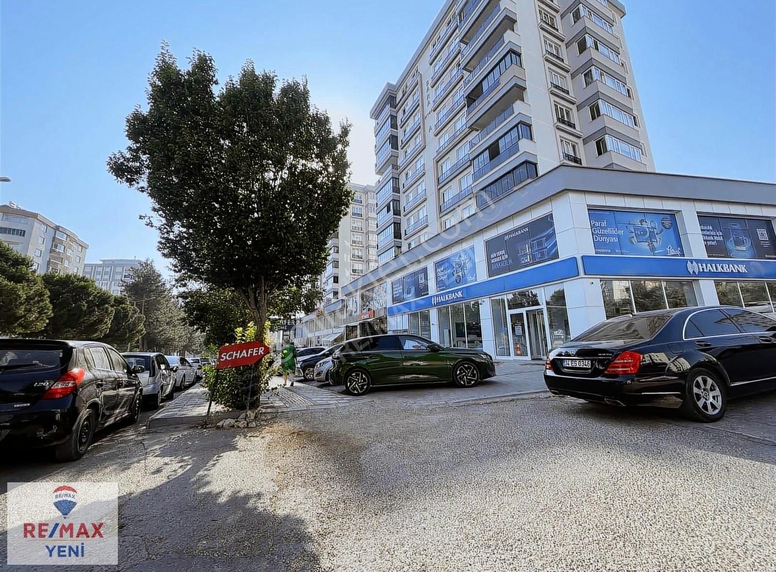 Remax Yeni'den Ayranpınar Yanı Sara Sitesi Satılık Lüks 4,5+1
