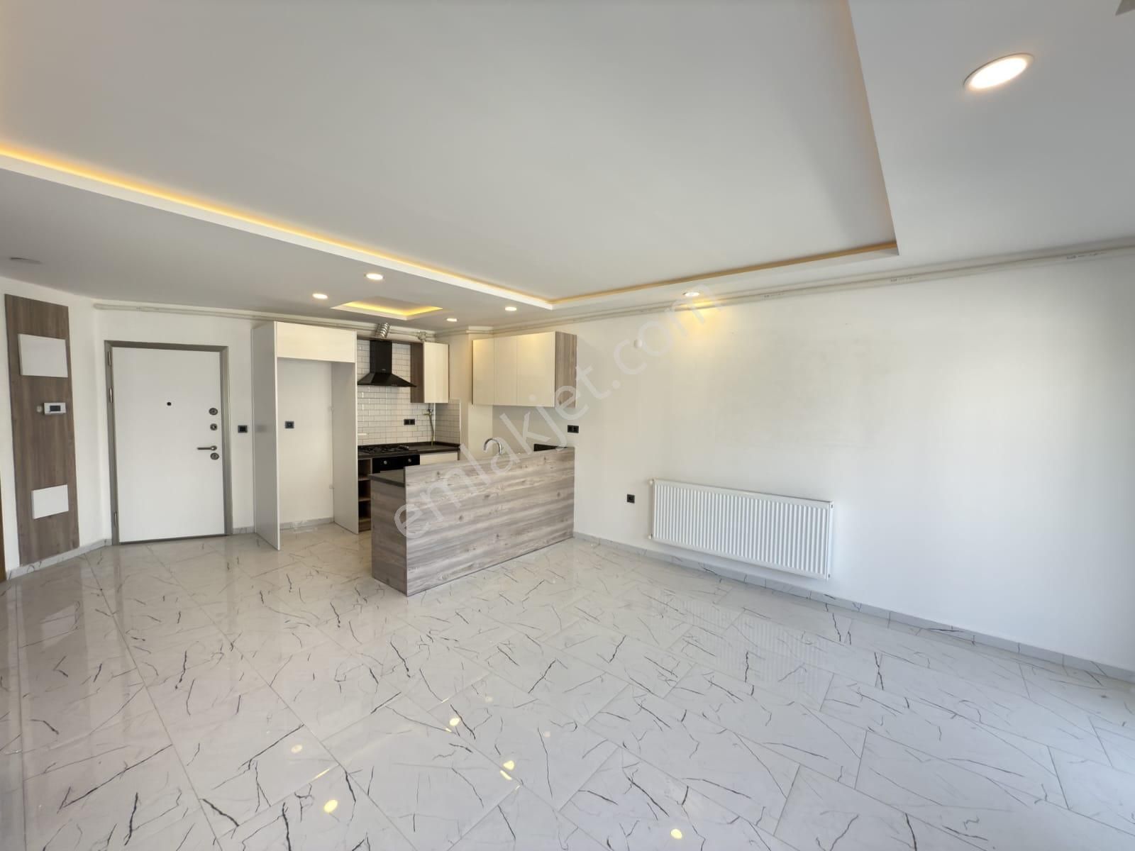 Kuşadası Havuzlu Kapalı Otoparklı Kaloriferli Ebeveyn Banyolu Sıfır 1+1 - Görsel 17