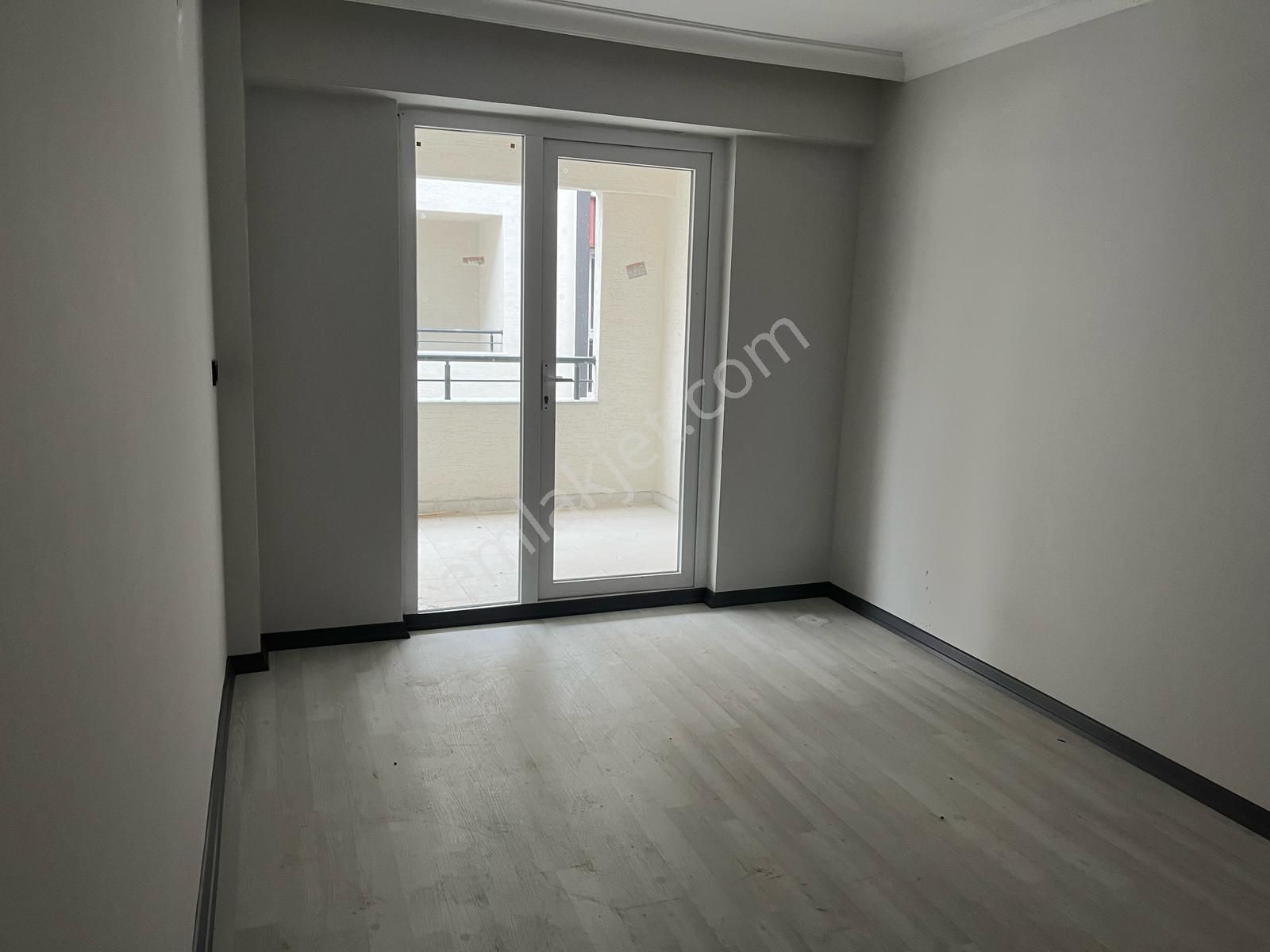 İnegöl Cerrah Mahallesinde Satılık Daire 2+1 Sıfır Geniş