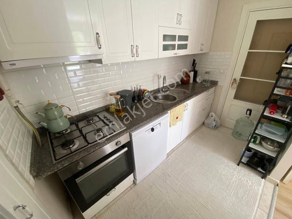 Altıntepe Merkezi Konum 5 Yıllık,ferah,geniş 2+1 Arakat - Görsel 5