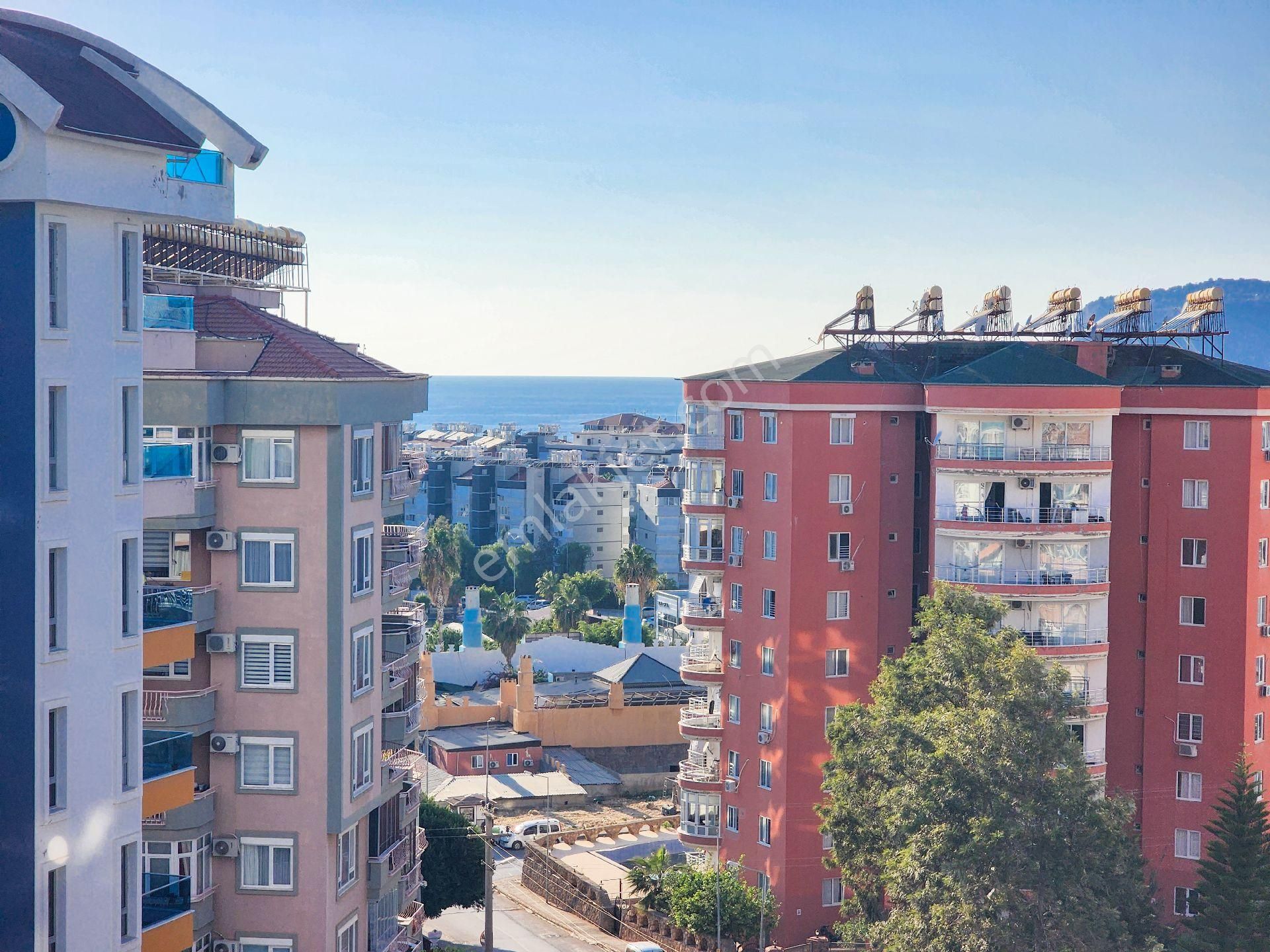 Tosmur'da Deniz Manzaralı İkamete Uygun Satılık 2+1 Daire