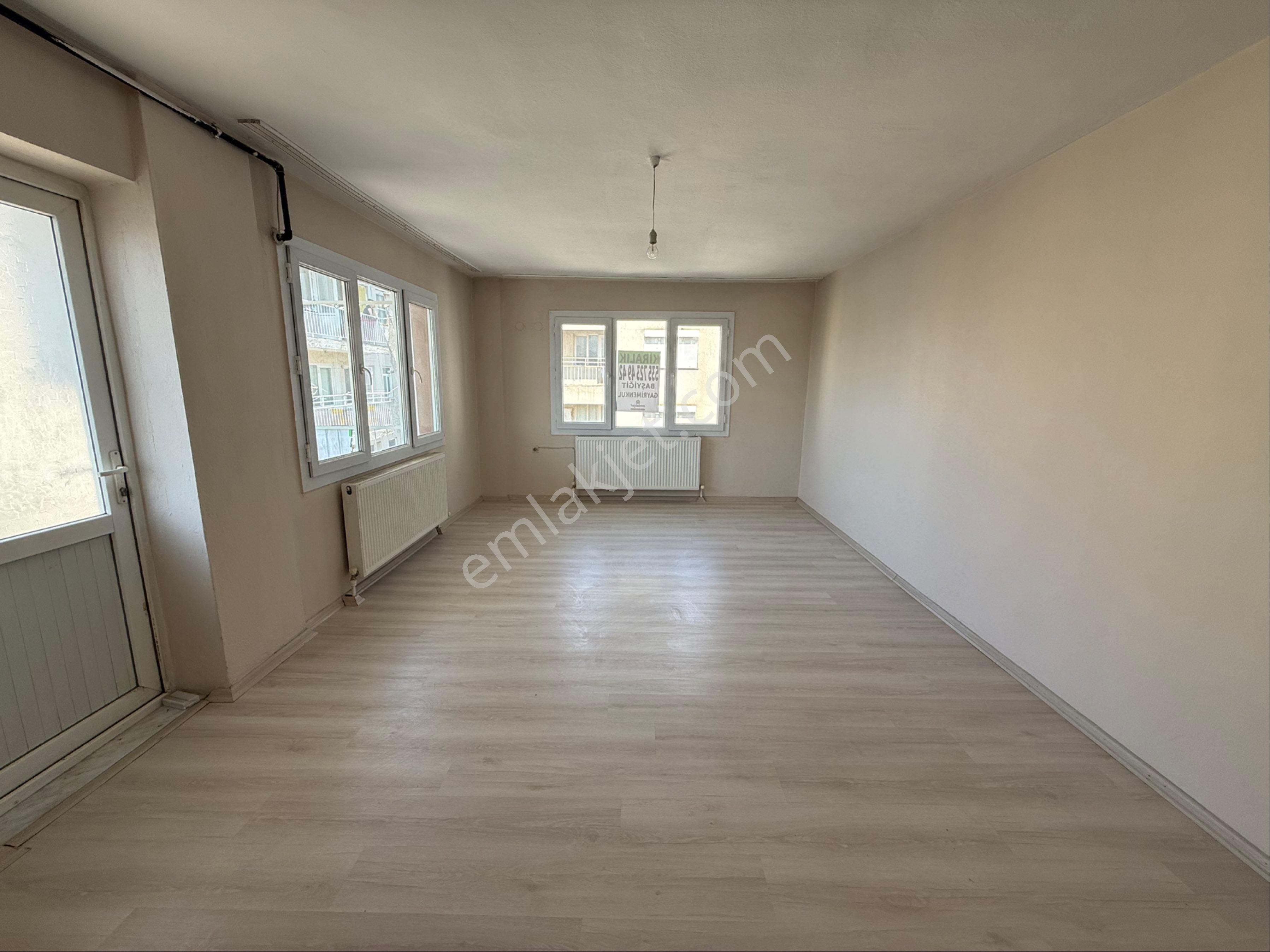 Hürriyet Mah. 2+1 ,95 M2 4.kat