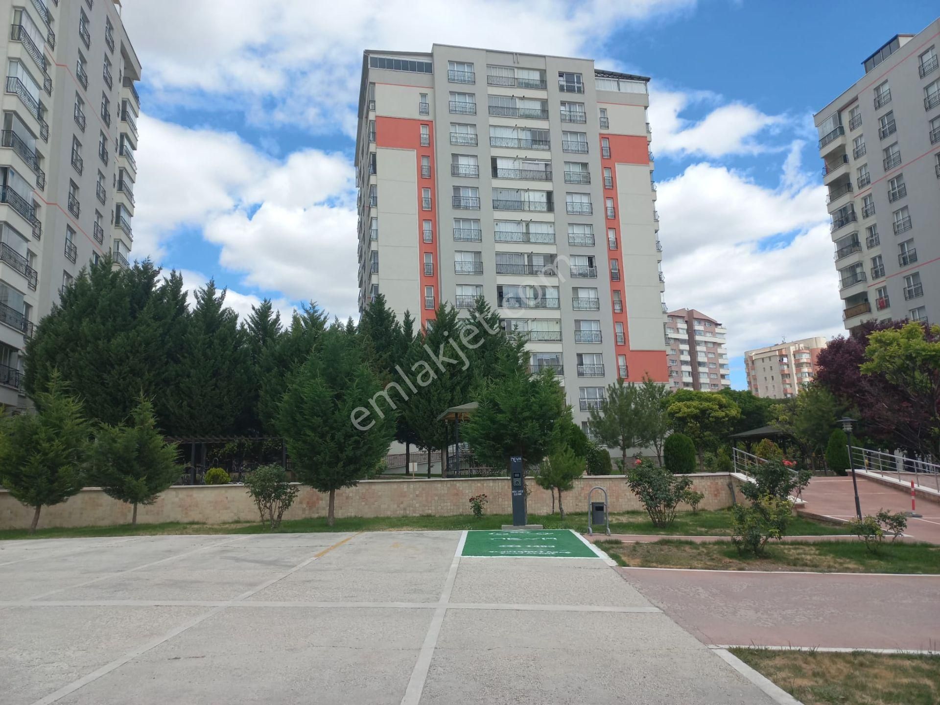 Çıtırık Tan Eryaman Ata Mah.3+1 Full Yapılı Satılık Daire
