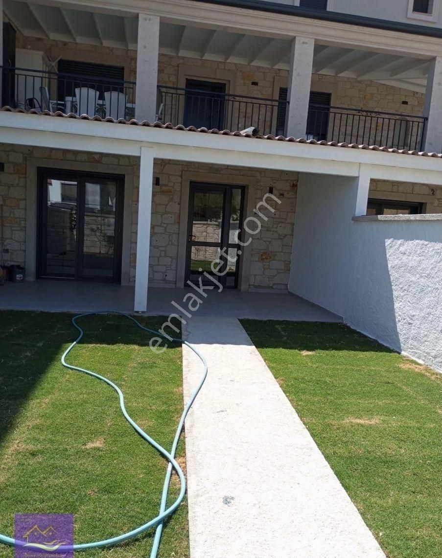 Çeşme Reisdere De Kiralık 2+1 Bahçeli Sezonluk - Görsel 9