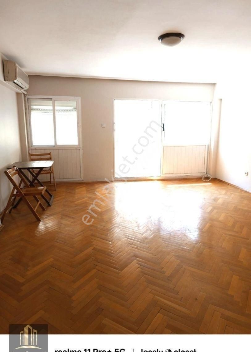 Alsancak'ta Mevki Yerde Satılık 2+1 Daire - Görsel 22