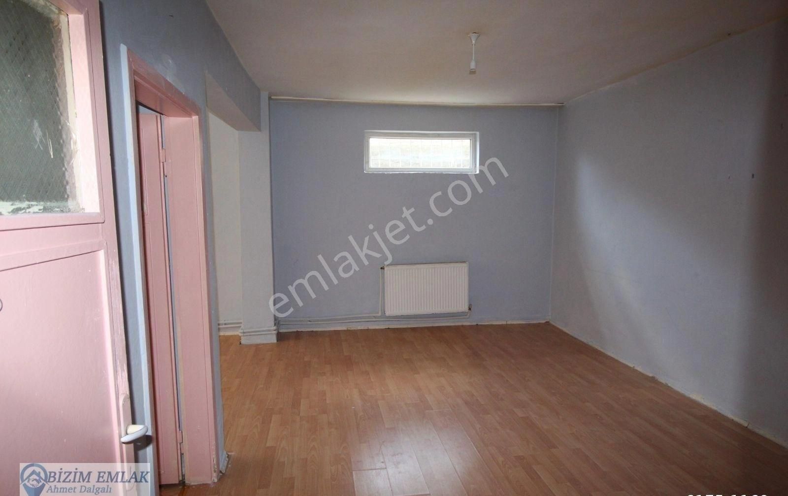 Bizim Emlak'tan Etlik Şehir Hastanesine Yürüme Mesafesinde 2+1