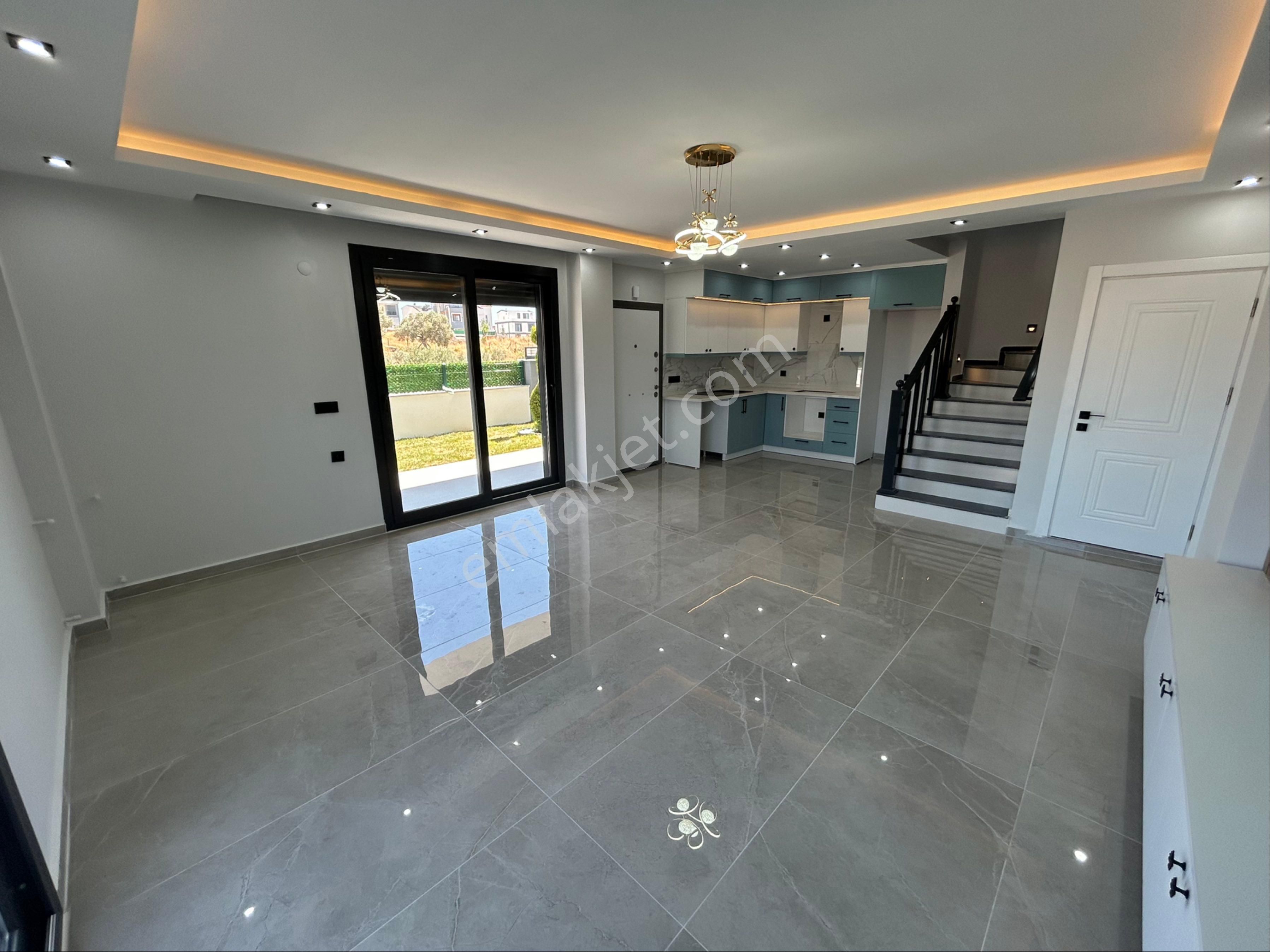 Didimde Havuzlu 3+1 Villa - Görsel 17