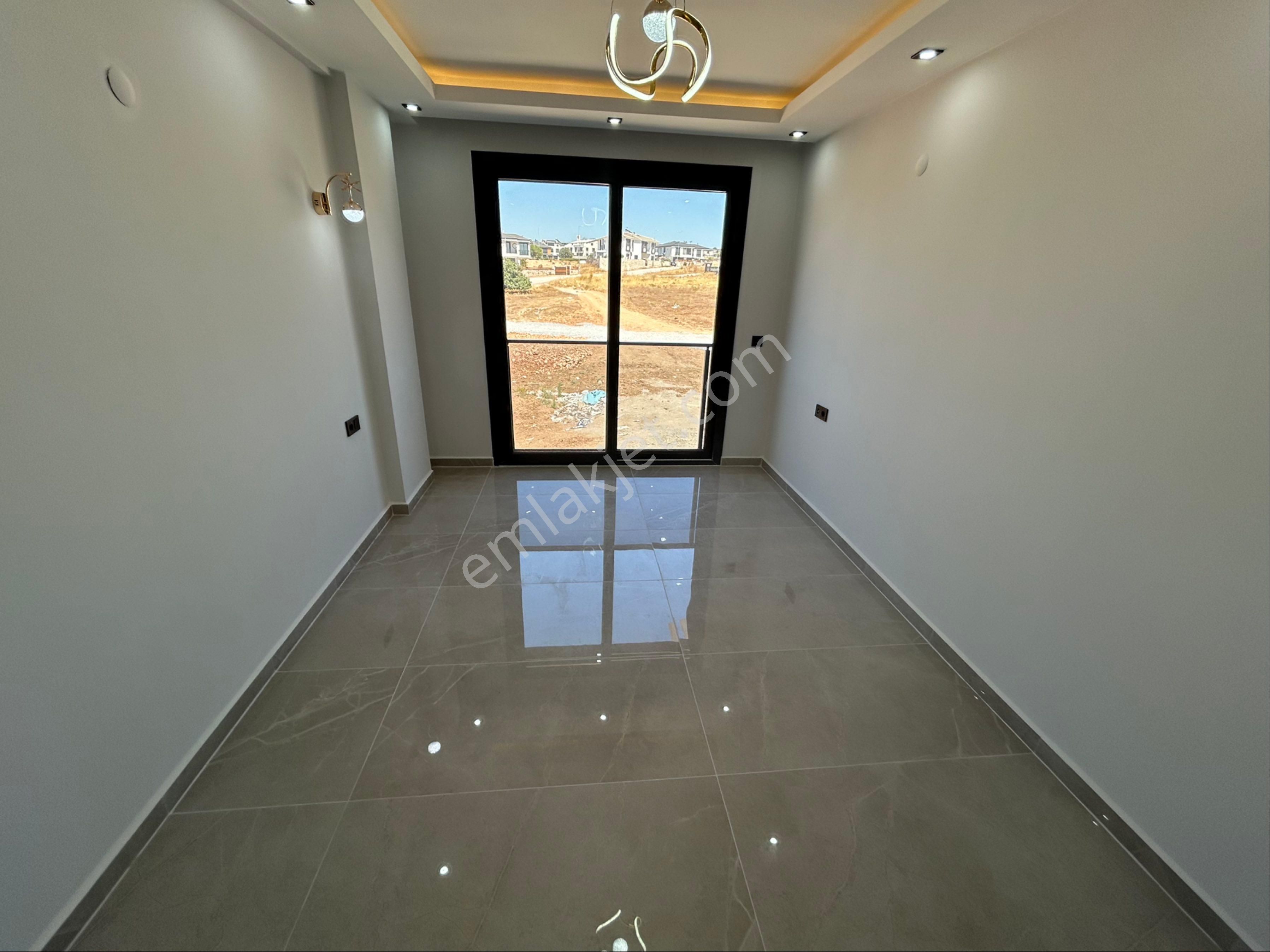 Didimde Havuzlu 3+1 Villa - Görsel 24