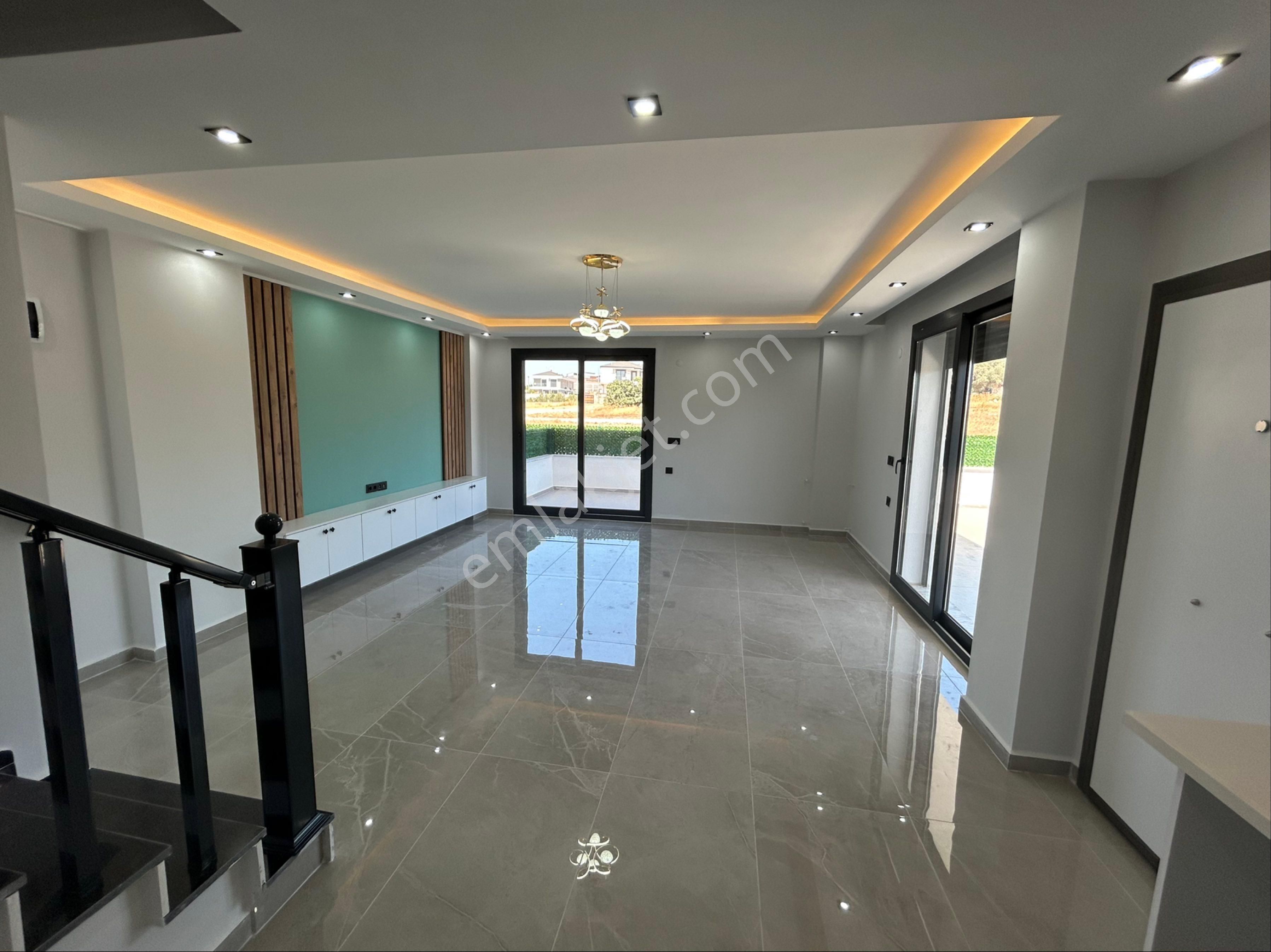 Didimde Havuzlu 3+1 Villa - Görsel 16