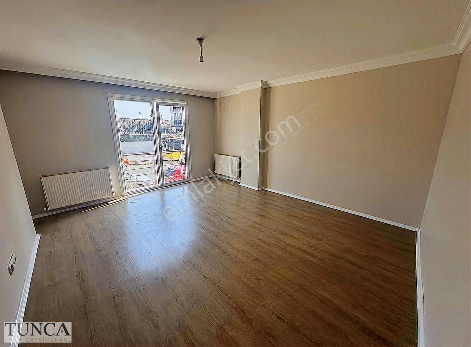 Fındıklı Merkezi Konum Kullanışlı Kiralık 2+1