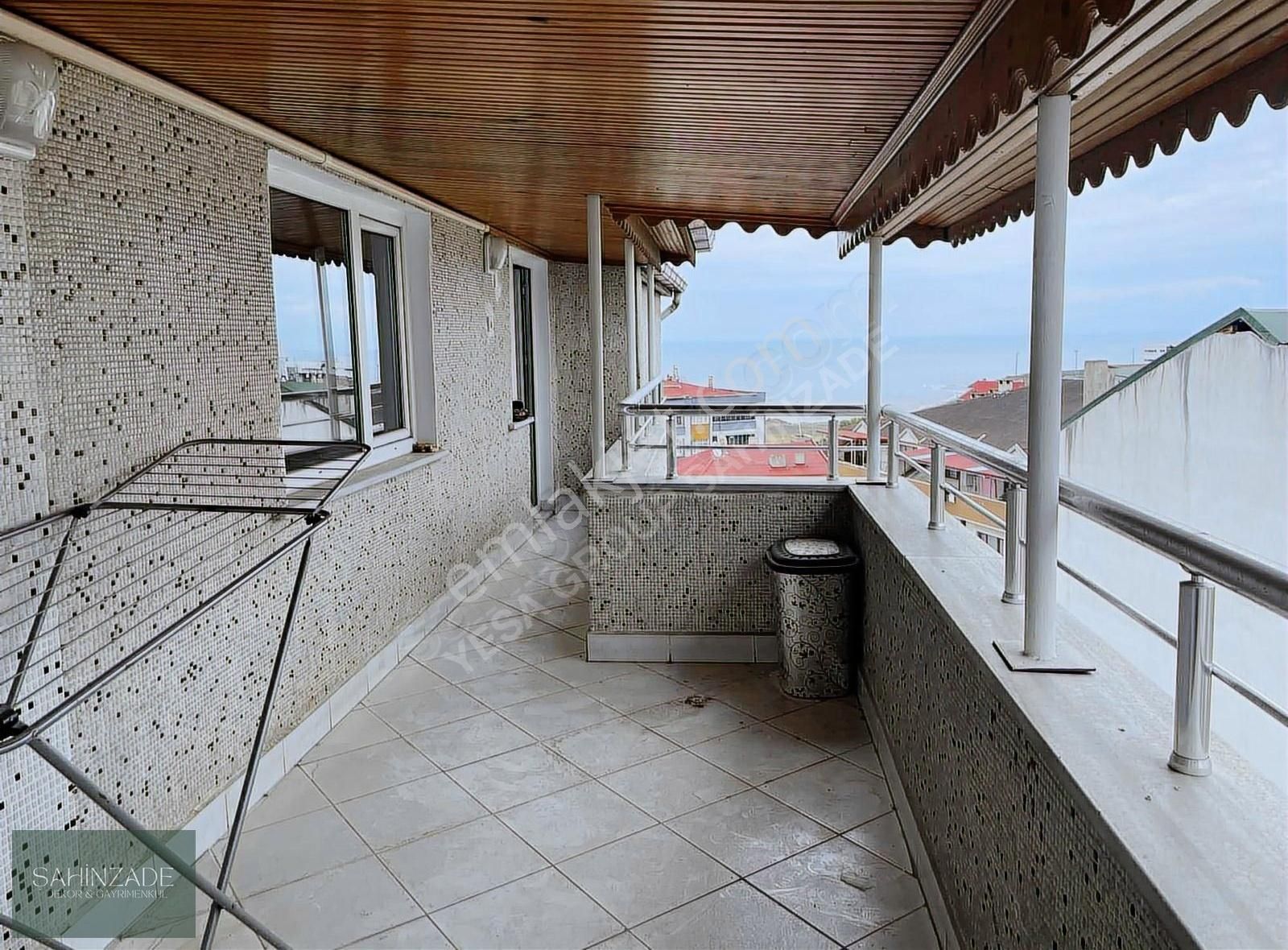 Kiralık 2+1 Daire 100 M², Merkezi Konumda Manzaralı