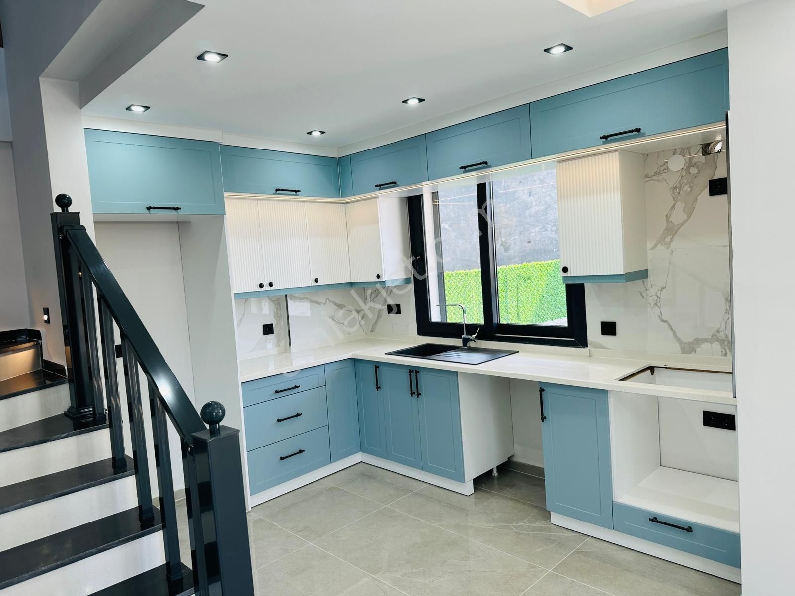 Didim Hisarda Satılık 3+1 Sıfır Yapı Havuzlu-otoparklı Villalar - Görsel 6