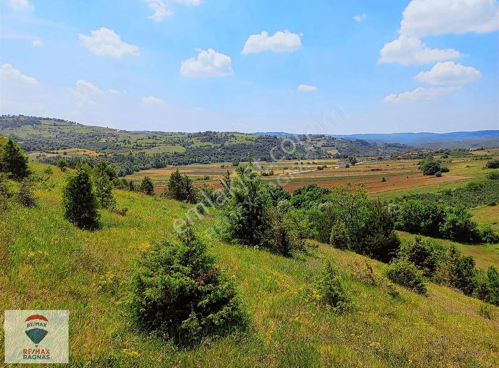 Kandıra Akçaova Mah. 605m2 Manzaralı Çapı Düzgün Yatırımlk Tarla