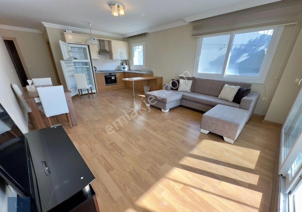 Kuşadası Değirmendere Mahallesi Satılık 2+1 Daire