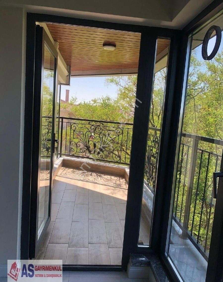 Bahçelievlerde 2+1 130m2 Ultra Lüks Dublex Daire - Görsel 6