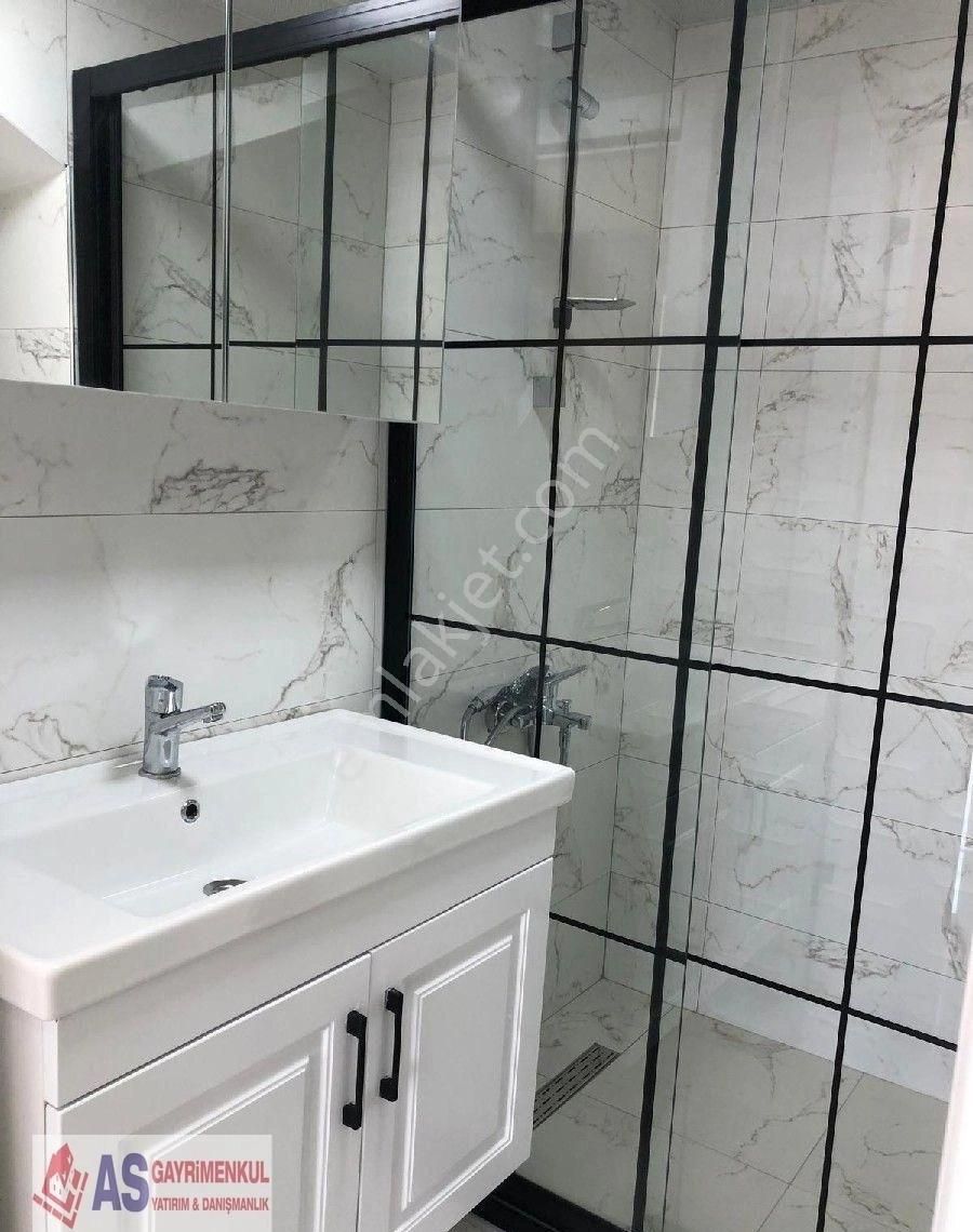 Bahçelievlerde 2+1 130m2 Ultra Lüks Dublex Daire - Görsel 19