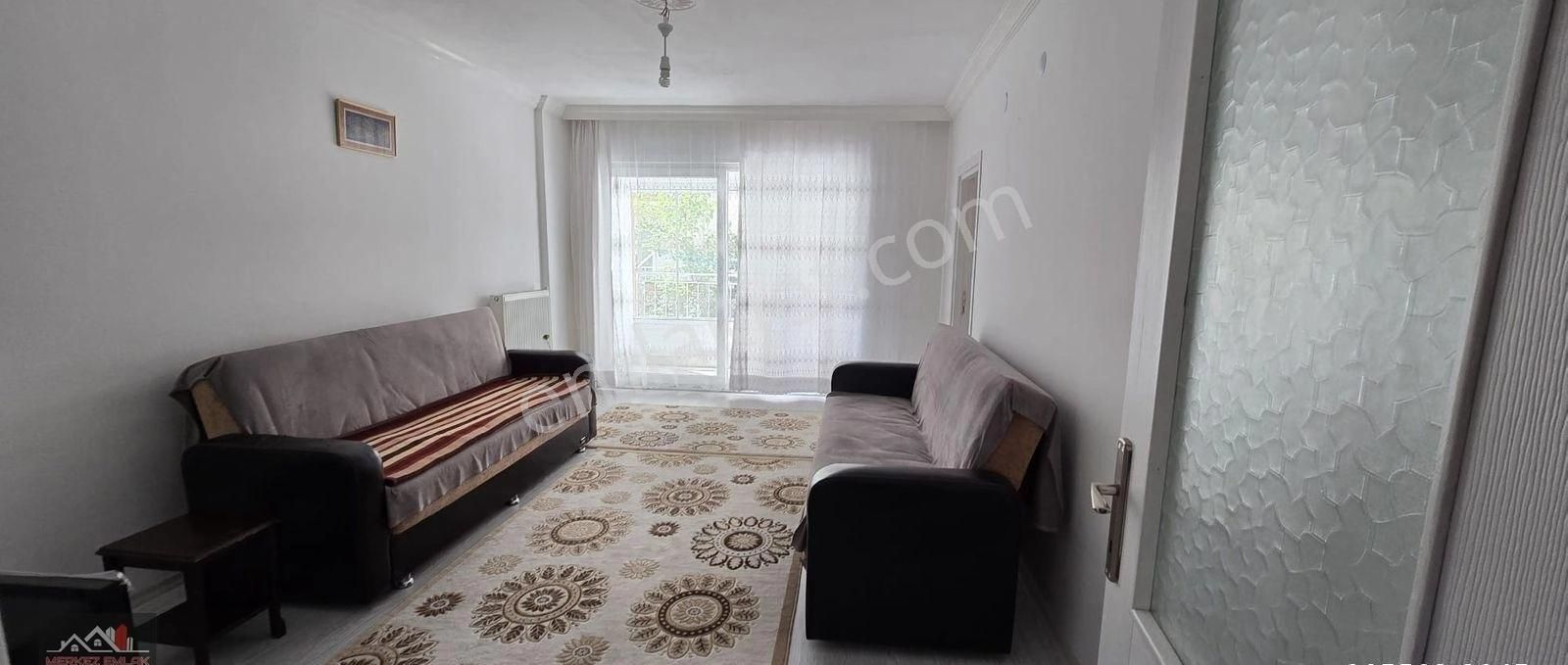 Merkez Emlak 2+1 Kot 1 Altında Kapalı Garaj Merkezi Konumda 100 M2