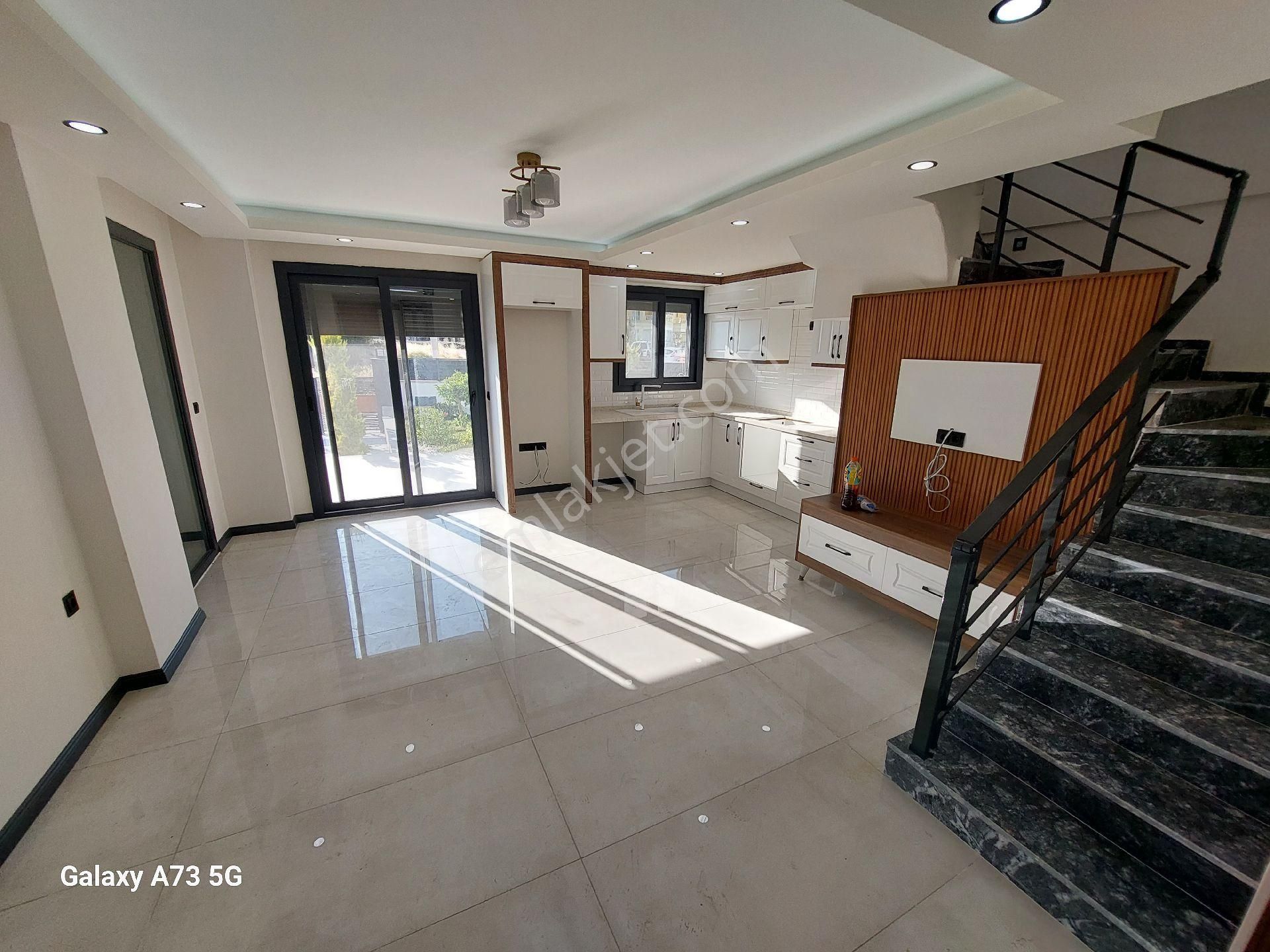 Didim Hisar Mahallesinde Satılık Tripleks Villa - Görsel 5