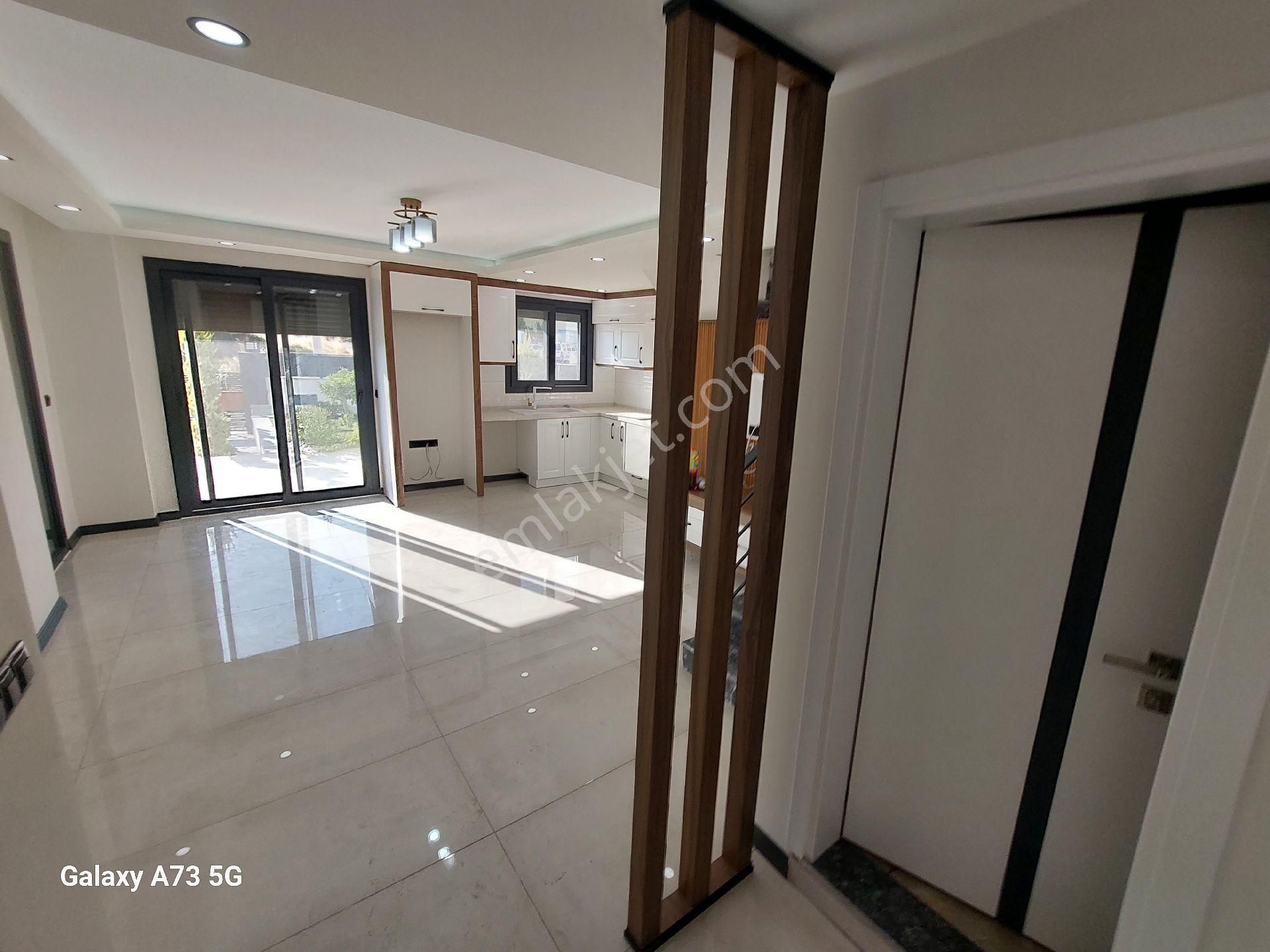 Didim Hisar Mahallesinde Satılık Tripleks Villa - Görsel 4