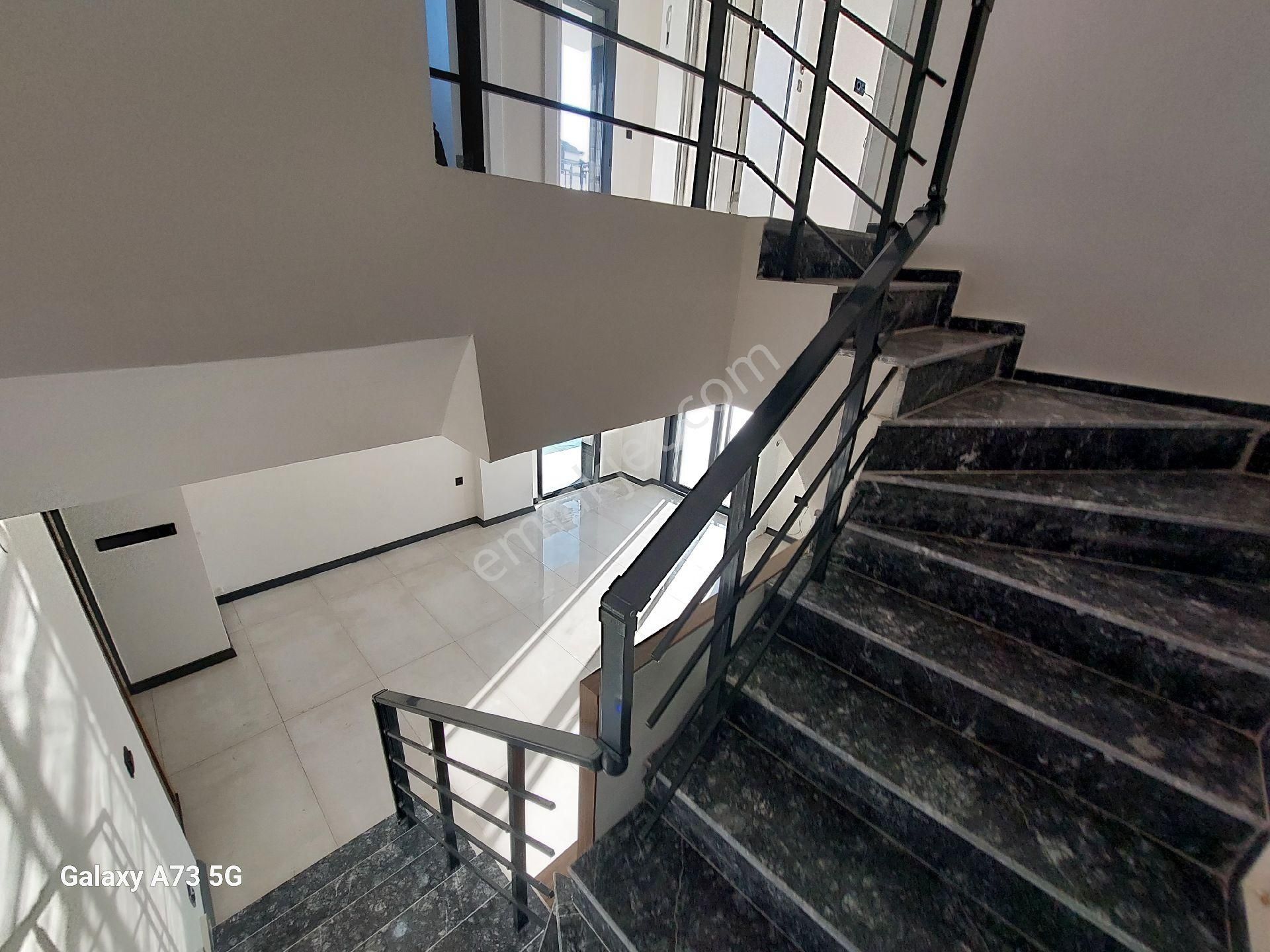 Didim Hisar Mahallesinde Satılık Tripleks Villa - Görsel 11