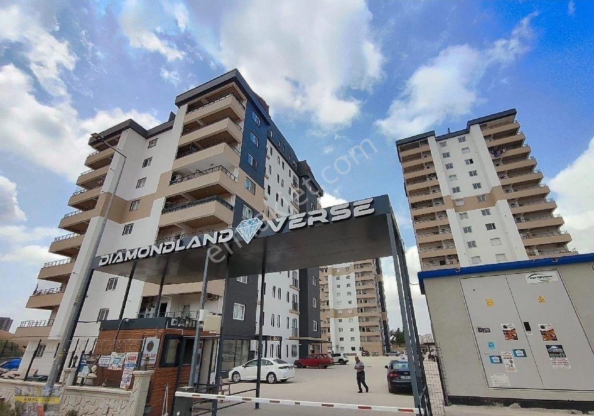 Kabasakal'da Blv Üzer Yatay Mimarili Site İçer Çb 5+1 Dublex