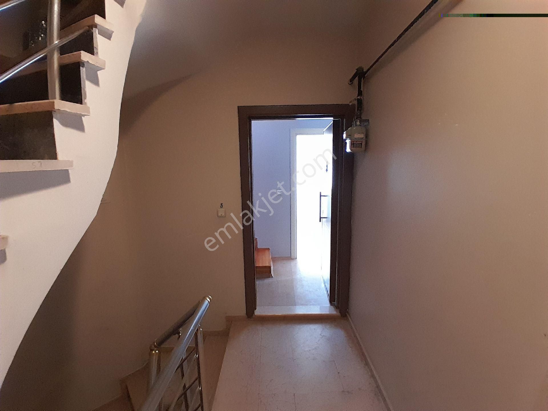 Sancaktepe Kiralık 2+1 115m² Üstdubleks