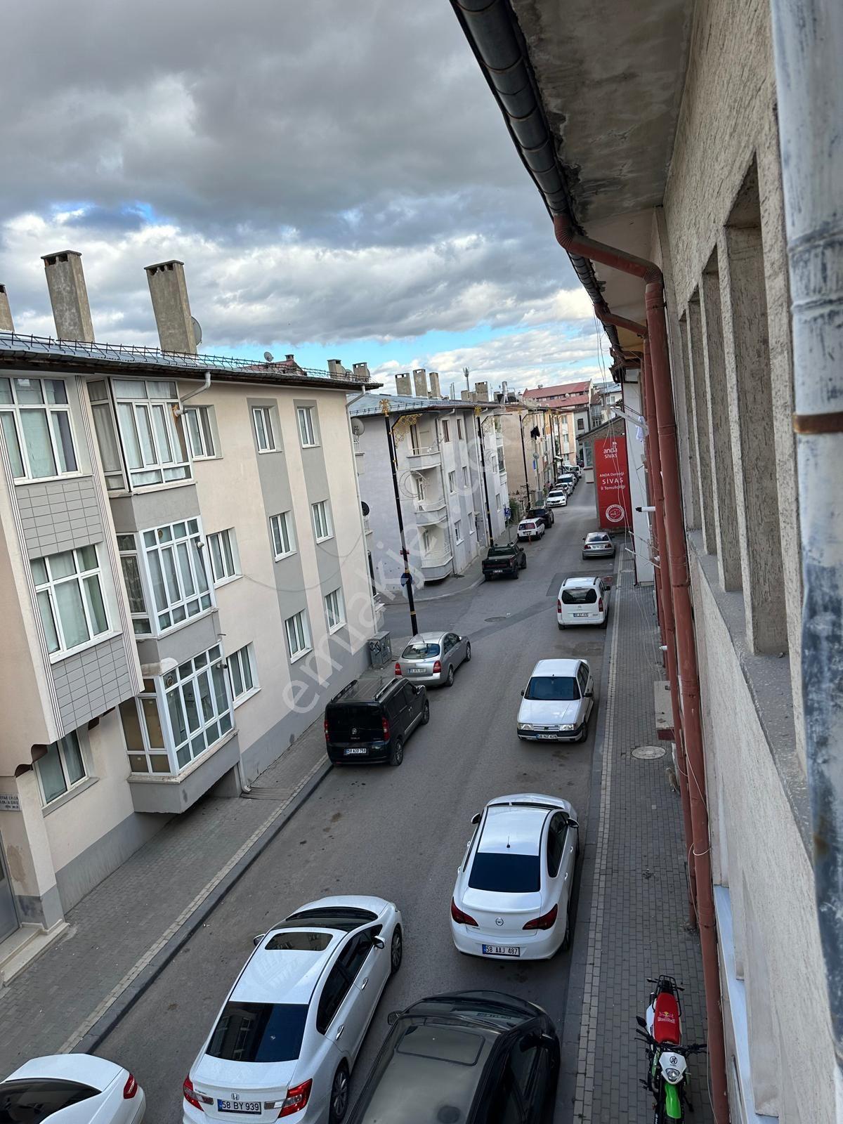 Karahan Emlak'tan Sivas Merkez Çarşıda Satılık Daire*net 175 M² . 2.kat . 3+1 Daire - Görsel 29
