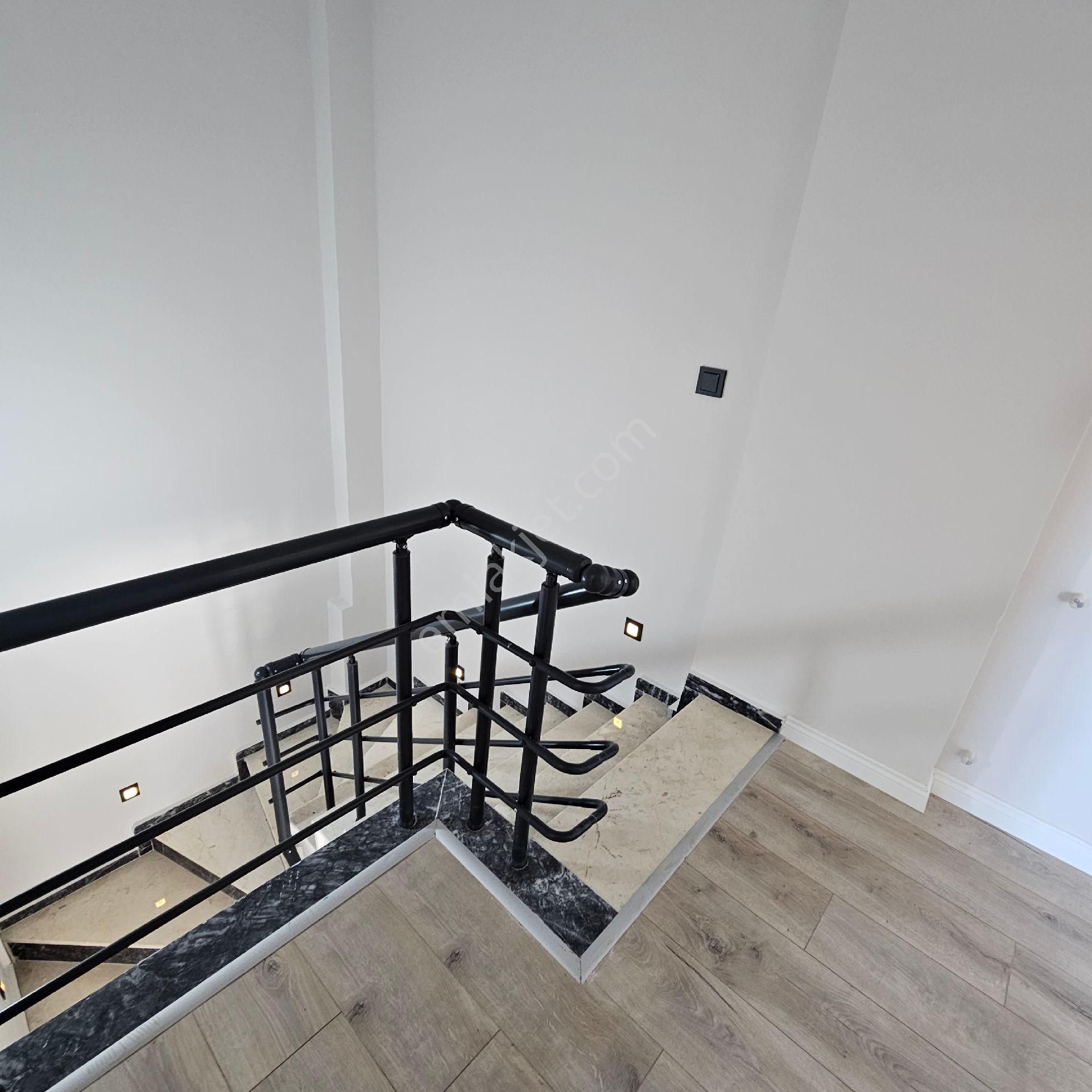 Didim'de Satılık Sıfır Kelepir 3+1 Villa - Görsel 15