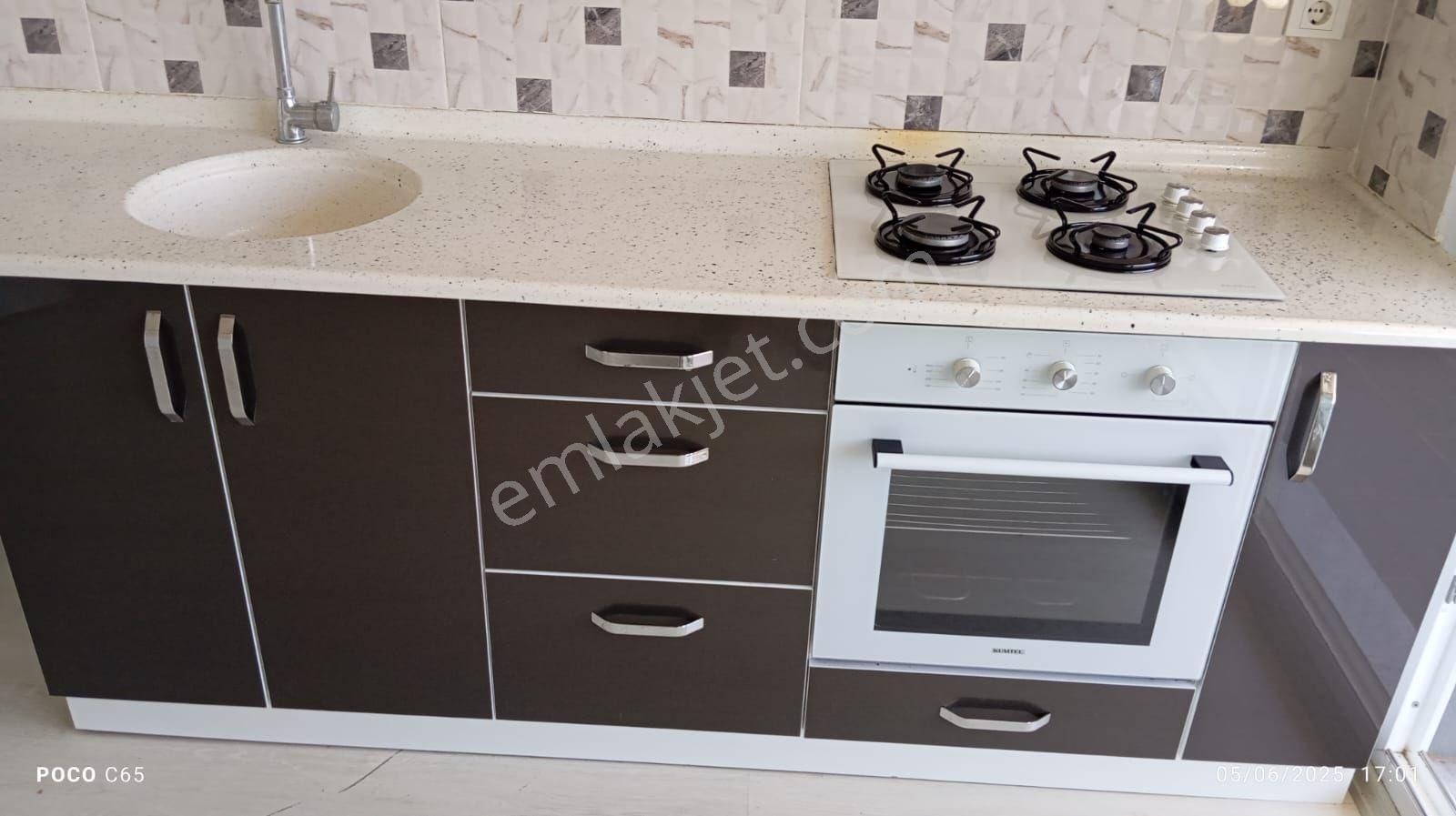 Yazıbaşı Mh 1+1 Satılık Arakat Kapalı Mutfak