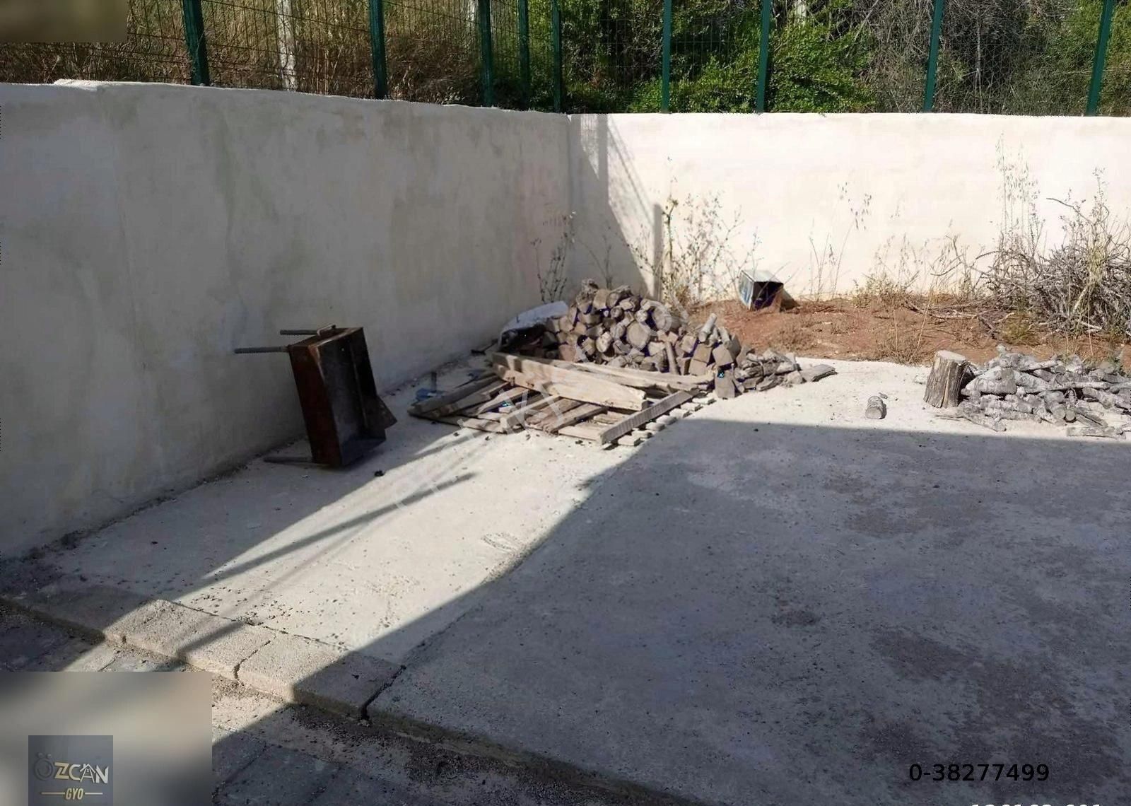 Özcan Gyo'dan Salbaşta Betonerme Yapılı Bahçeli Satılık Ev - Görsel 3