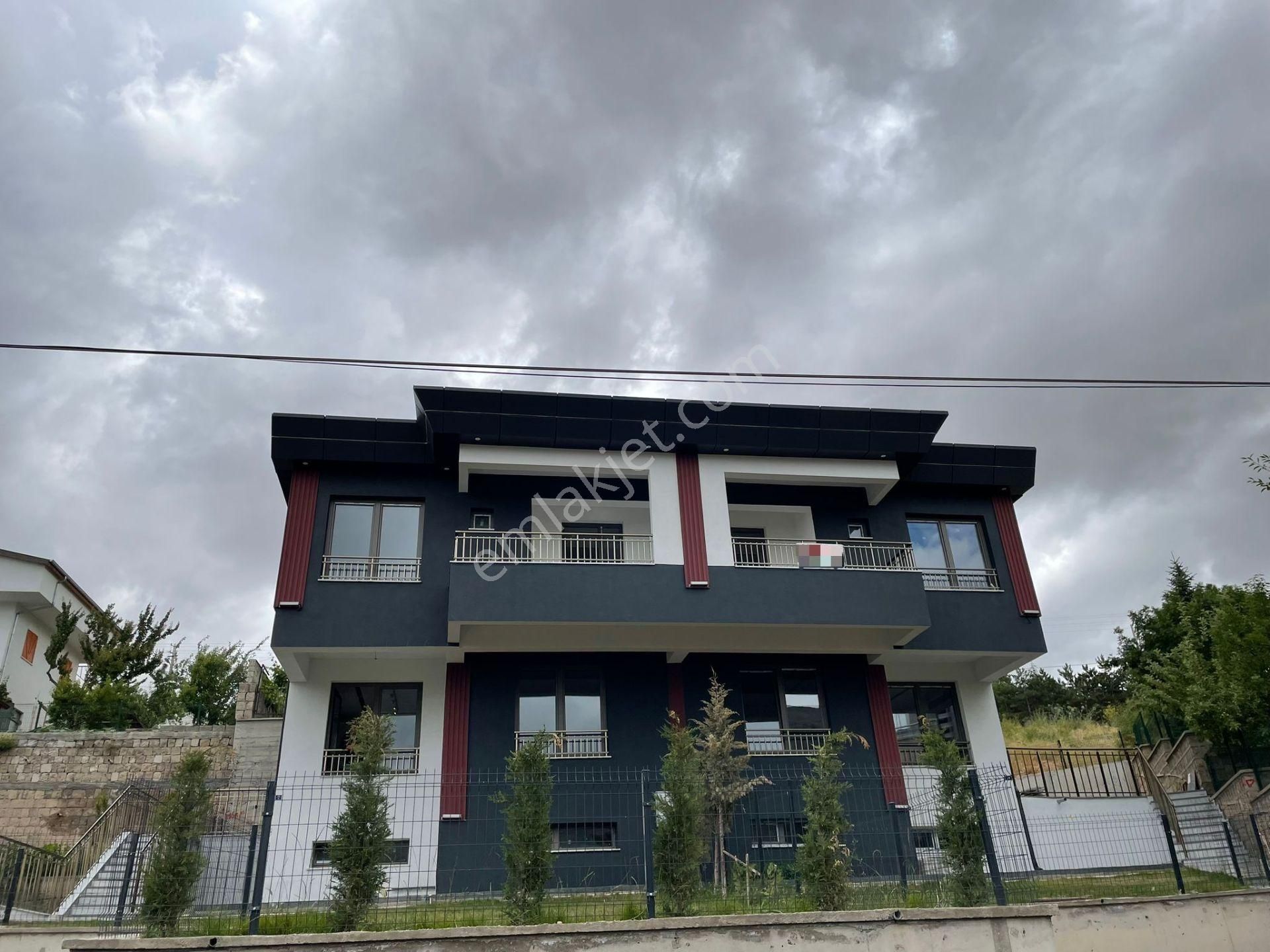Talas Reşadiye'de Manzaralı Satılık Ultra Lüx 7+2 Villa