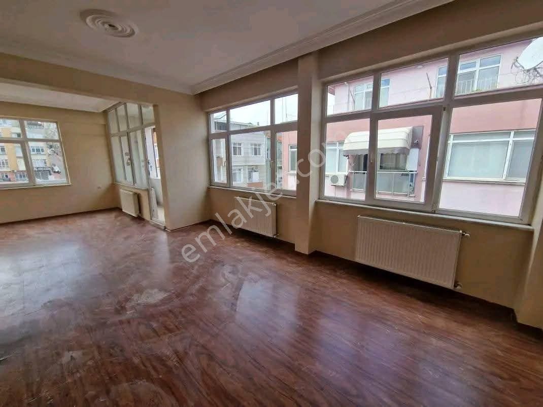 Samsun İlkadım Çiftlik Mahallesi'nde Şehir Merkezinde 3+1 Kiralık Daire