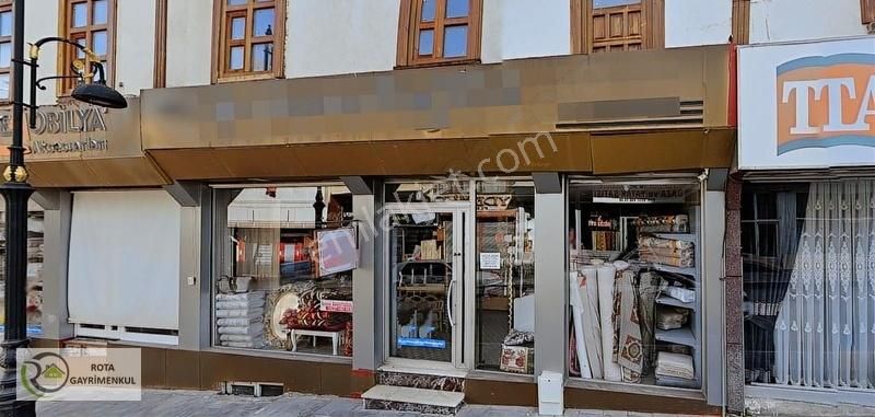 Rota Gayrimenkul' Den Taşmağazalar Kale Cad.de Satılık Mağaza