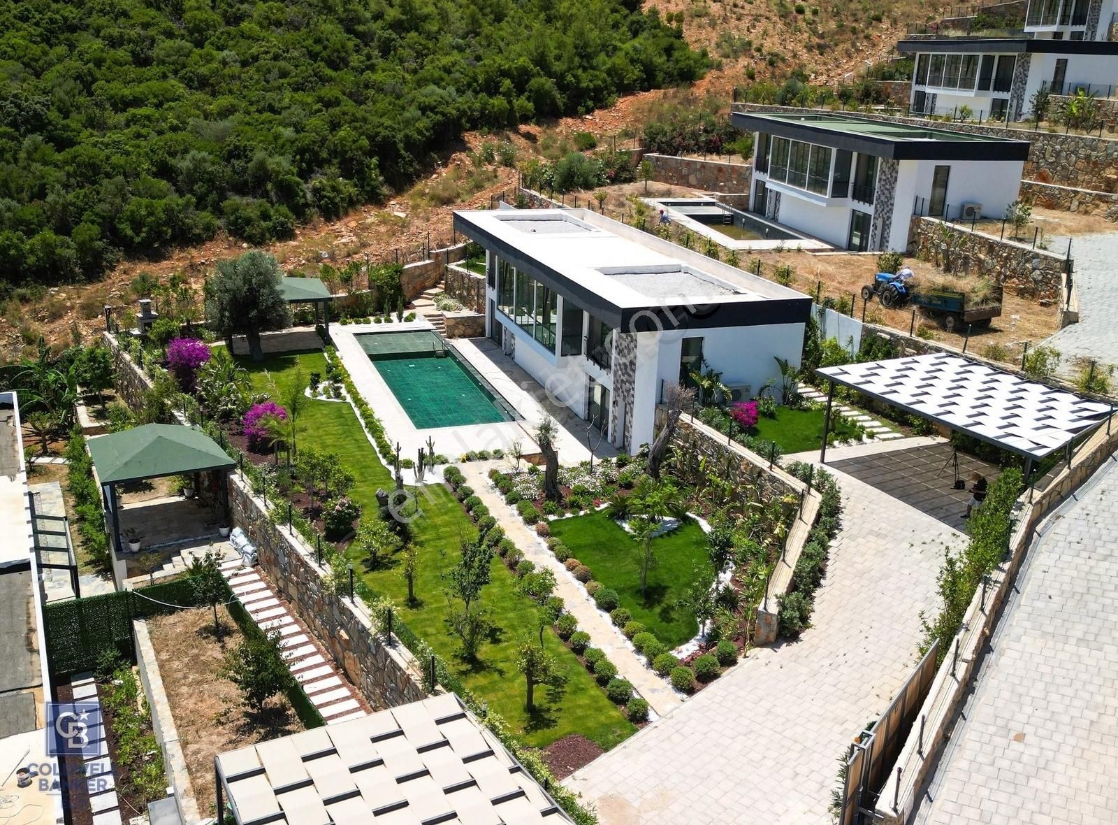 Bodrum Kızılağaç Müstakil Havuzlu Geniş Bahçeli Satılık Villa