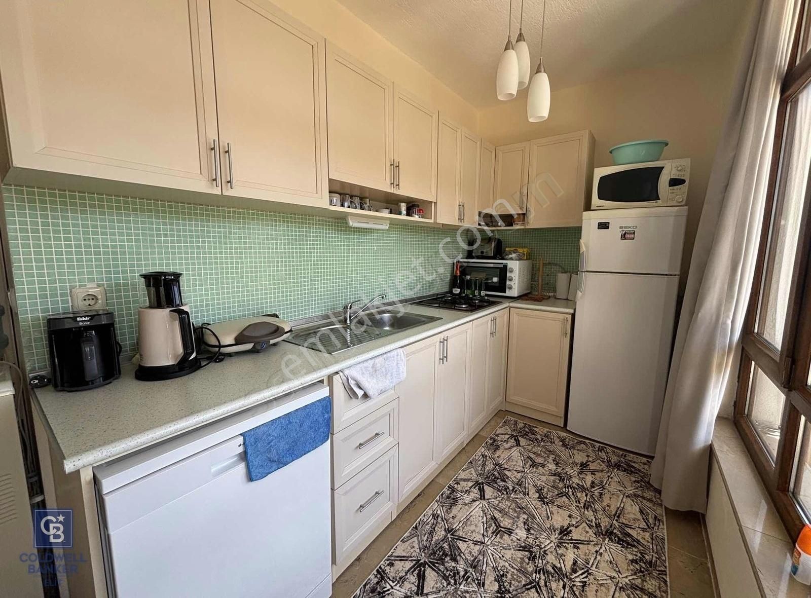 Gümüşlük'te Merkezi Konumda Havuzlu Sitede 2+1 Üst Kat - Görsel 11