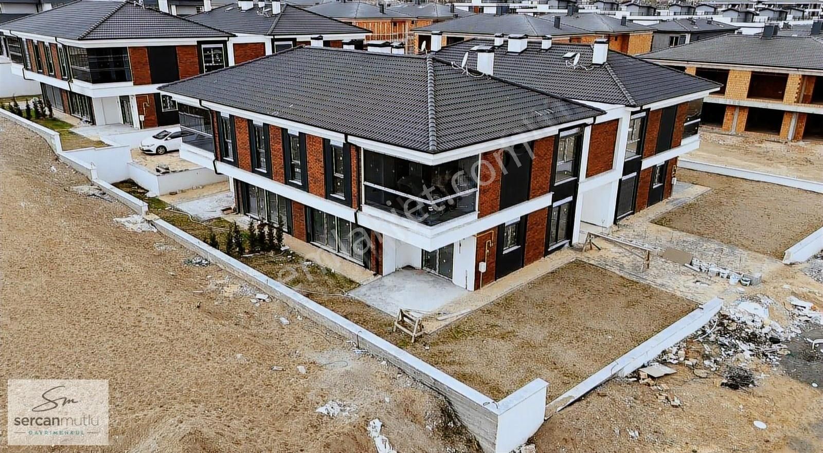 Sercan Mutlu'dan Ultra Lüks Akıllı 4+1 Satılık Villa !!!