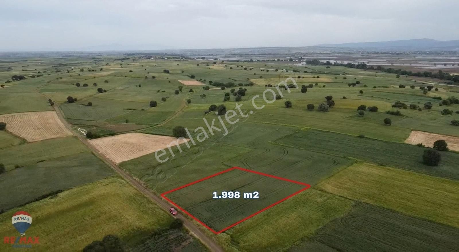 Remax Canbek Tarba Güleçköy- Kadastral Yola Cephe - Görsel 12