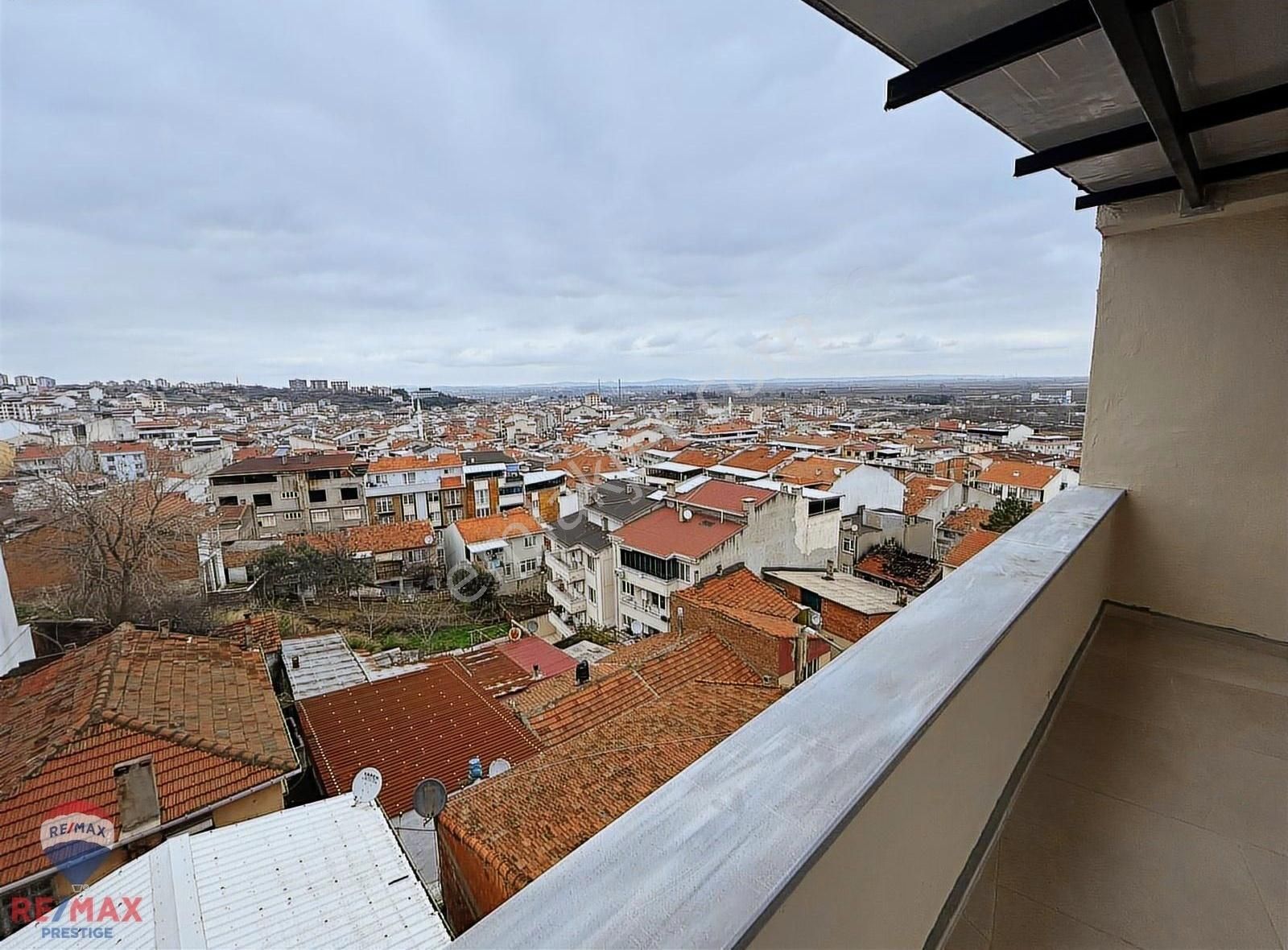 Geniş Teraslı, Biga Manzaralı, 2+1 Satılık Dubleks Daire