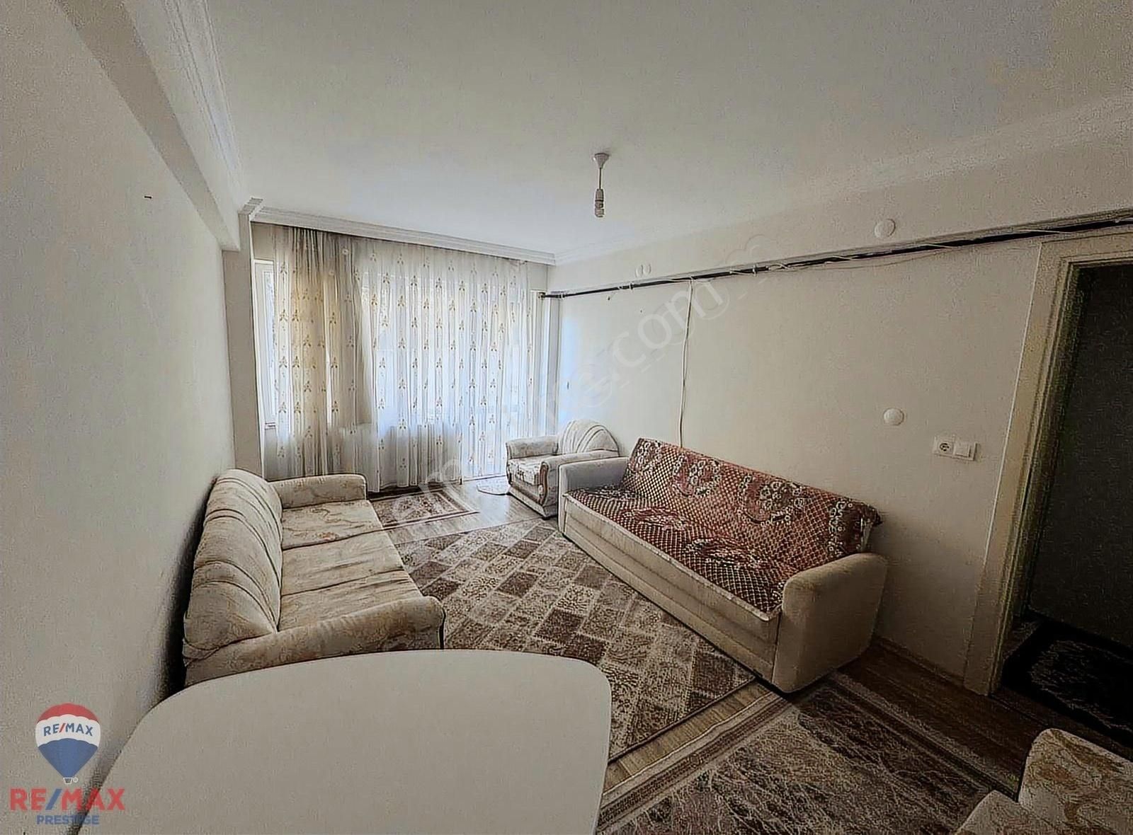 1+1 Eşyalı Kralık Daire....çarşıda.