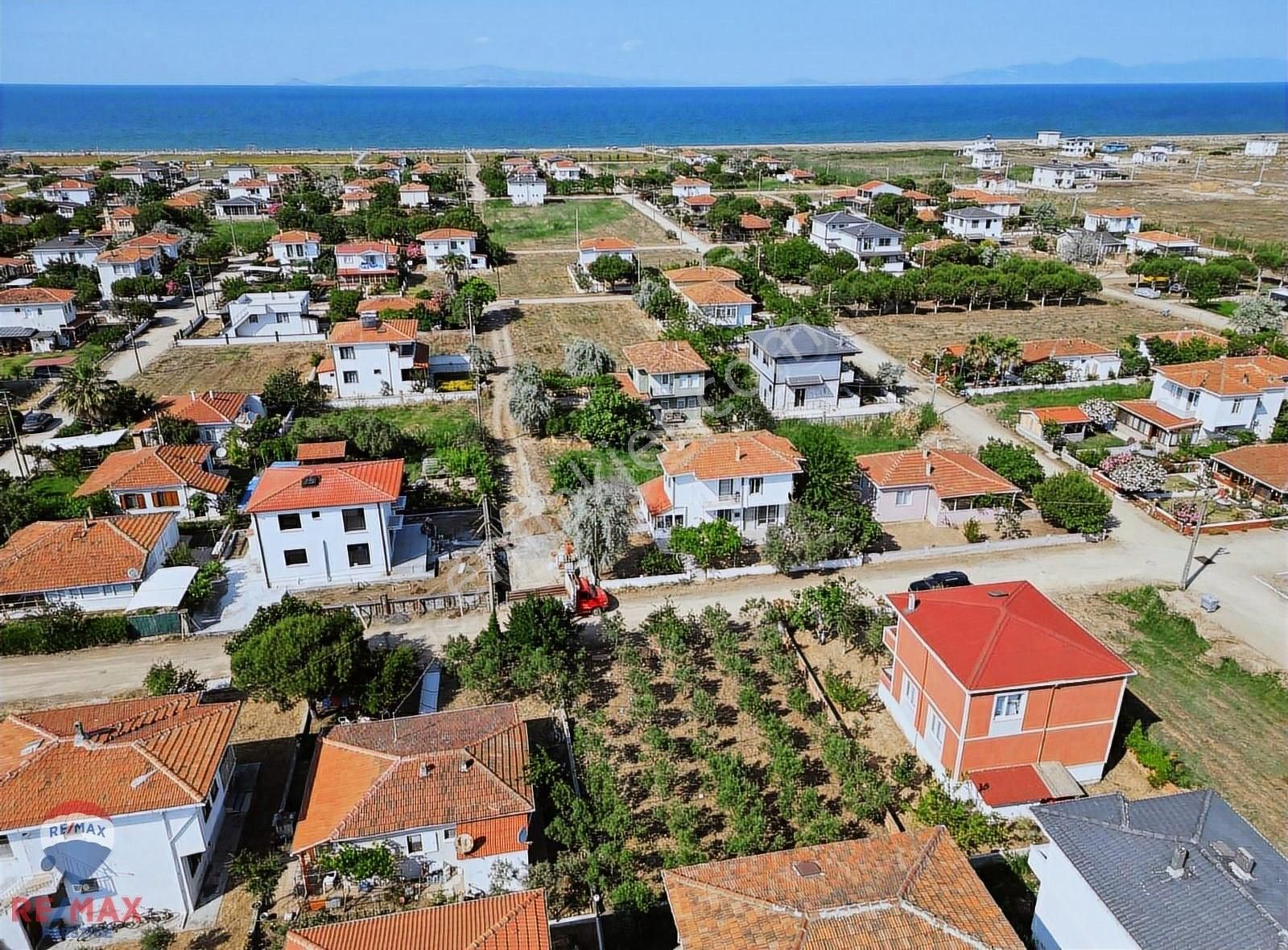 Çeşmealtı ' Nda Satıltık Yazlık