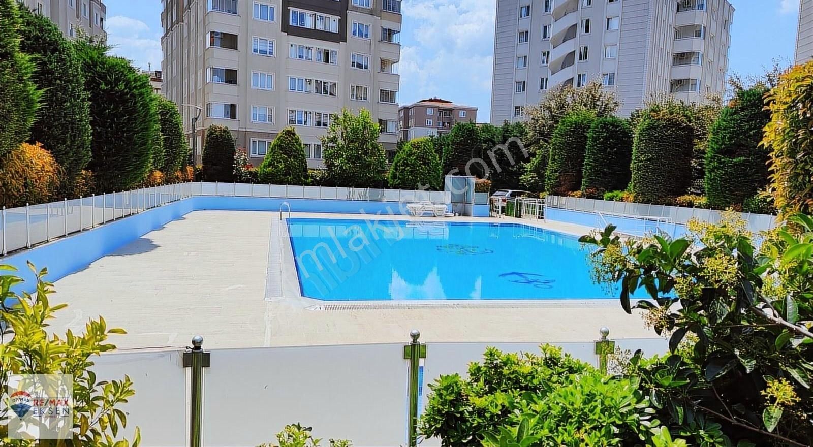 Çekmeköy Mimar Sinan Mah. Onur Sitesinde Kiralık 3+1 Daıre