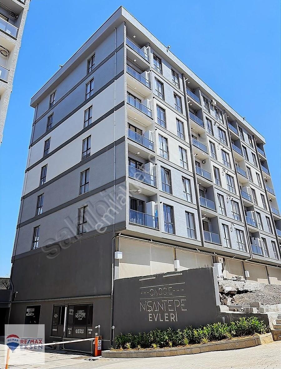 Çekmeköy Cadde Nışantepe Evleri Kıralık 1+1 Daire