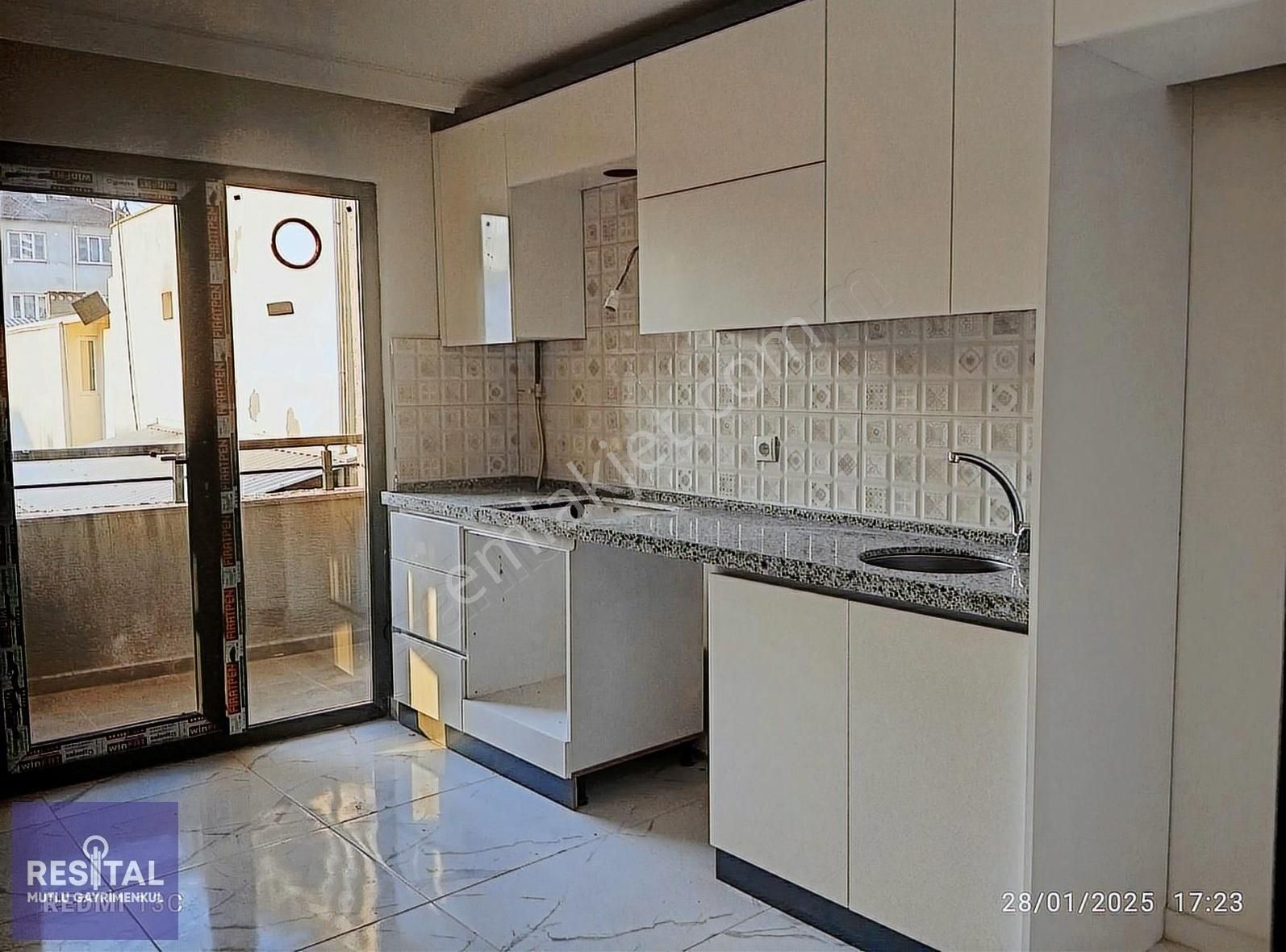 Rs Mutlu İstiklal Mahallesi Satılık 2+1 139m² Dubleks Daire