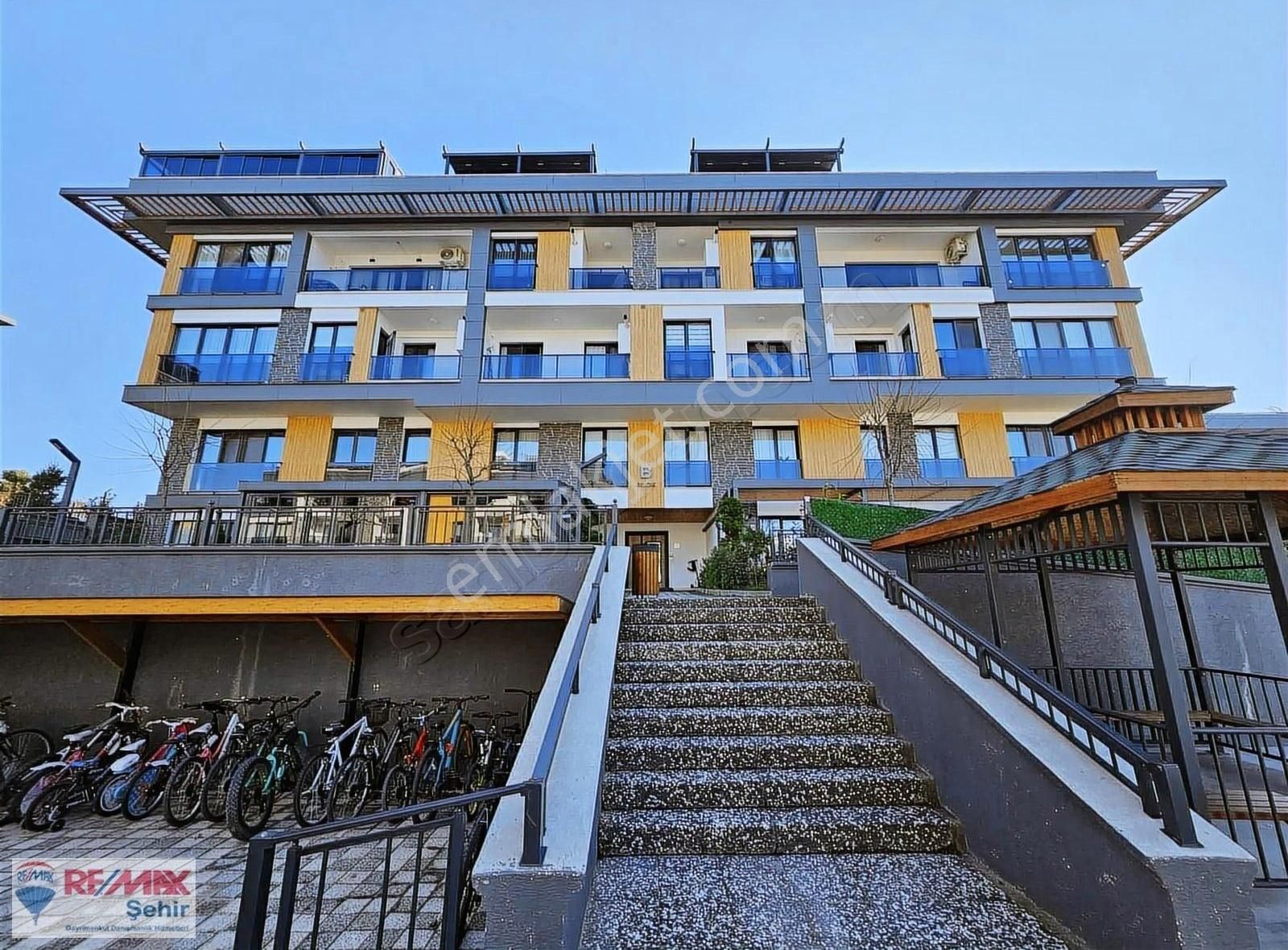 Re/max Şehir'den Akyolpremıum Vista'da Satılık Dubleks Daire