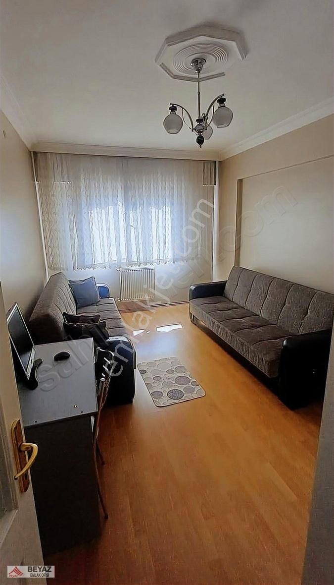 Beyaz Emlak'tan Büyük Otel Arkası Şehir Merkezi 3+1 Daire