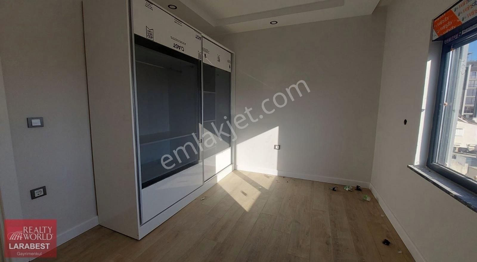 Zerdalilik'te Sıfır,kapalı Otoparklı 4+1 Dubleks Daire
