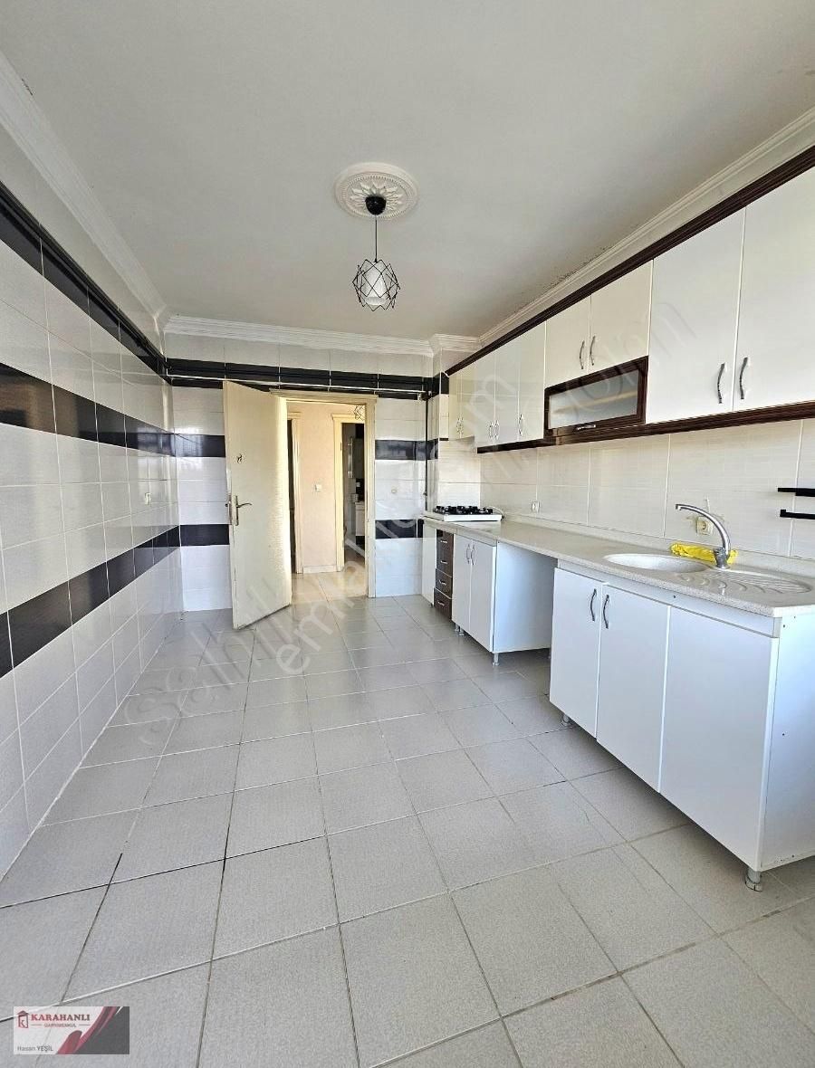Karahanlı Gayrimenkulden Satılık Daire