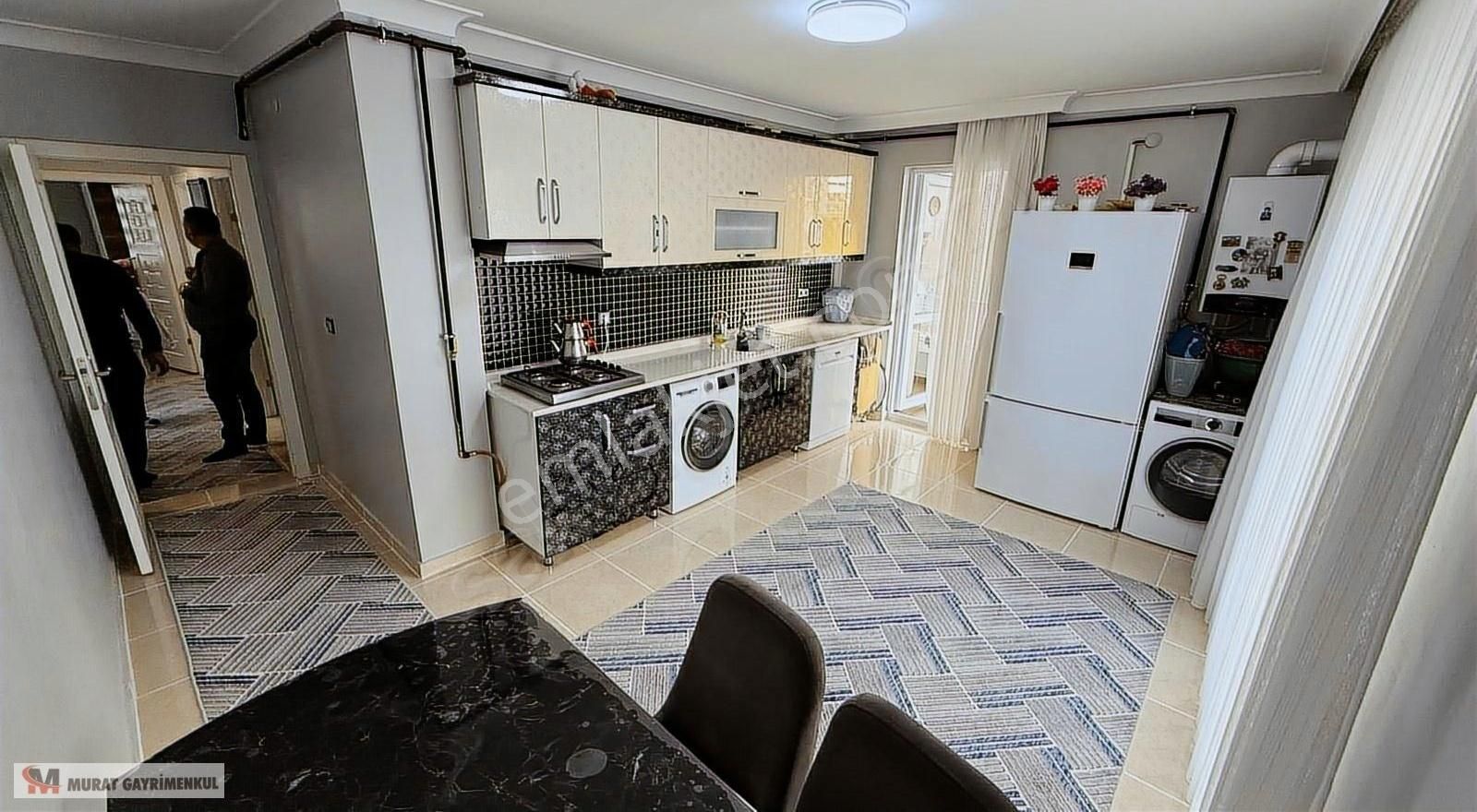 Şok Ana Cadde Dibi Ön Cephe Yeni Bina Orta Kat Geniş 140m2 3+1