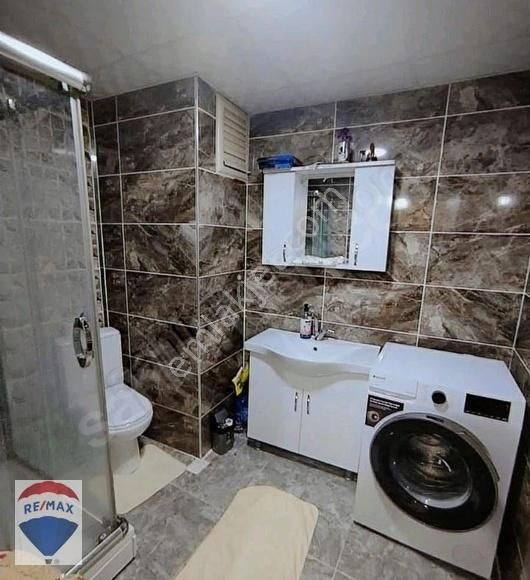 İskanlı 4 Yaşında Satılık Daire