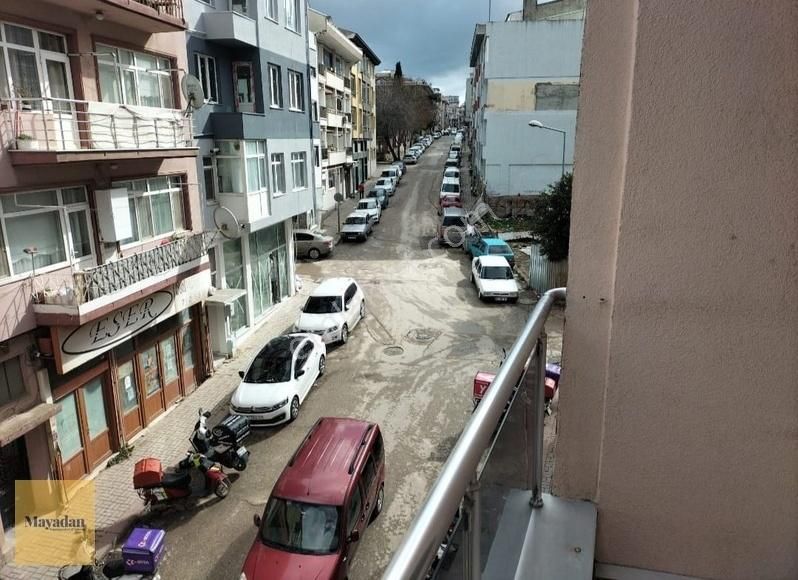 17 Eylül'de 2+1 95m2 Masrafsız Kiralık Daire